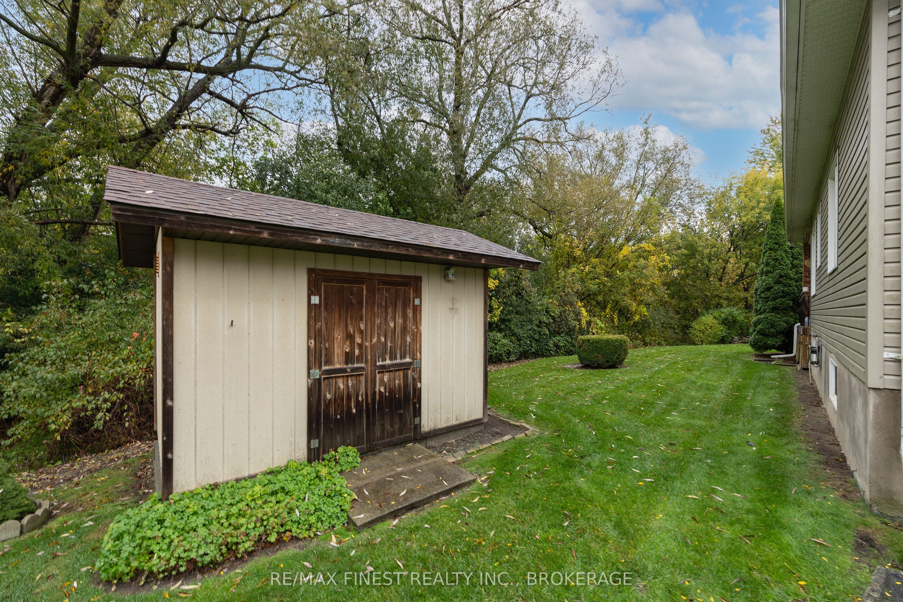 540 Monterey Court Property Photo 41