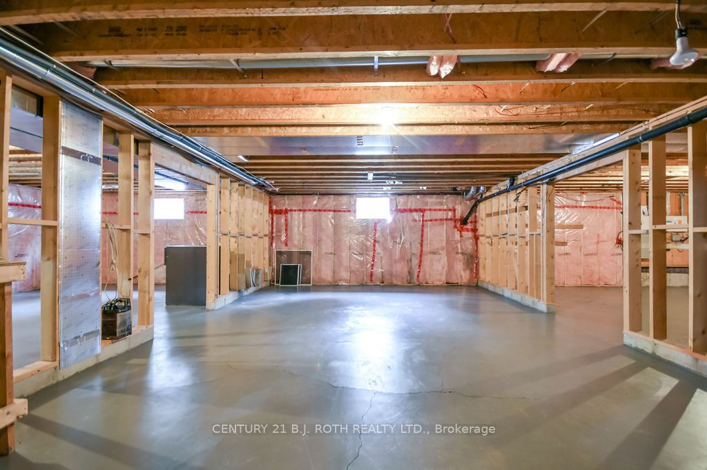 1029 & 1031 Cowbell Lane Property Photo 26