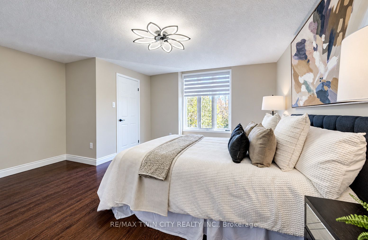 457 Annapolis Court Property Photo 18