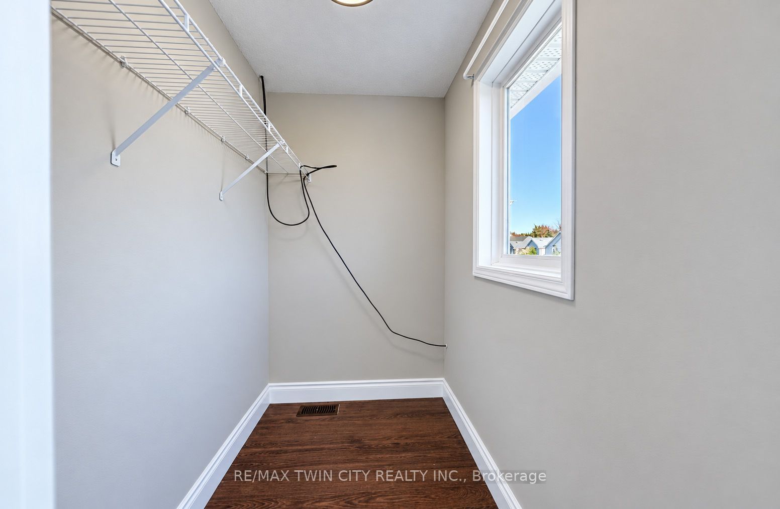457 Annapolis Court Property Photo 19