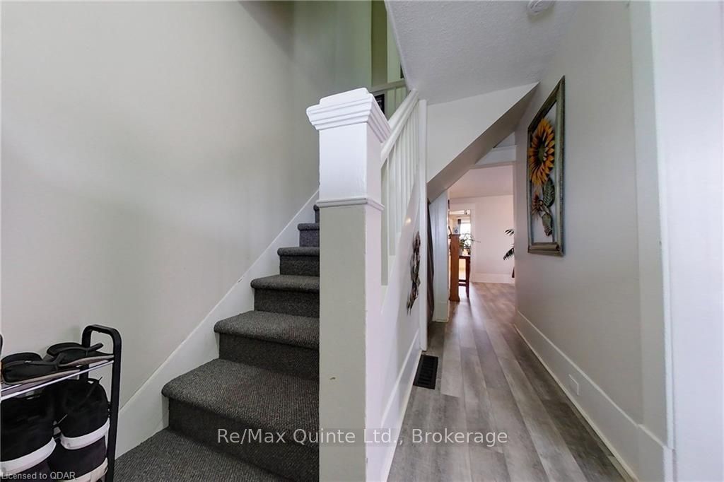 218 Coleman Street A Property Photo 8
