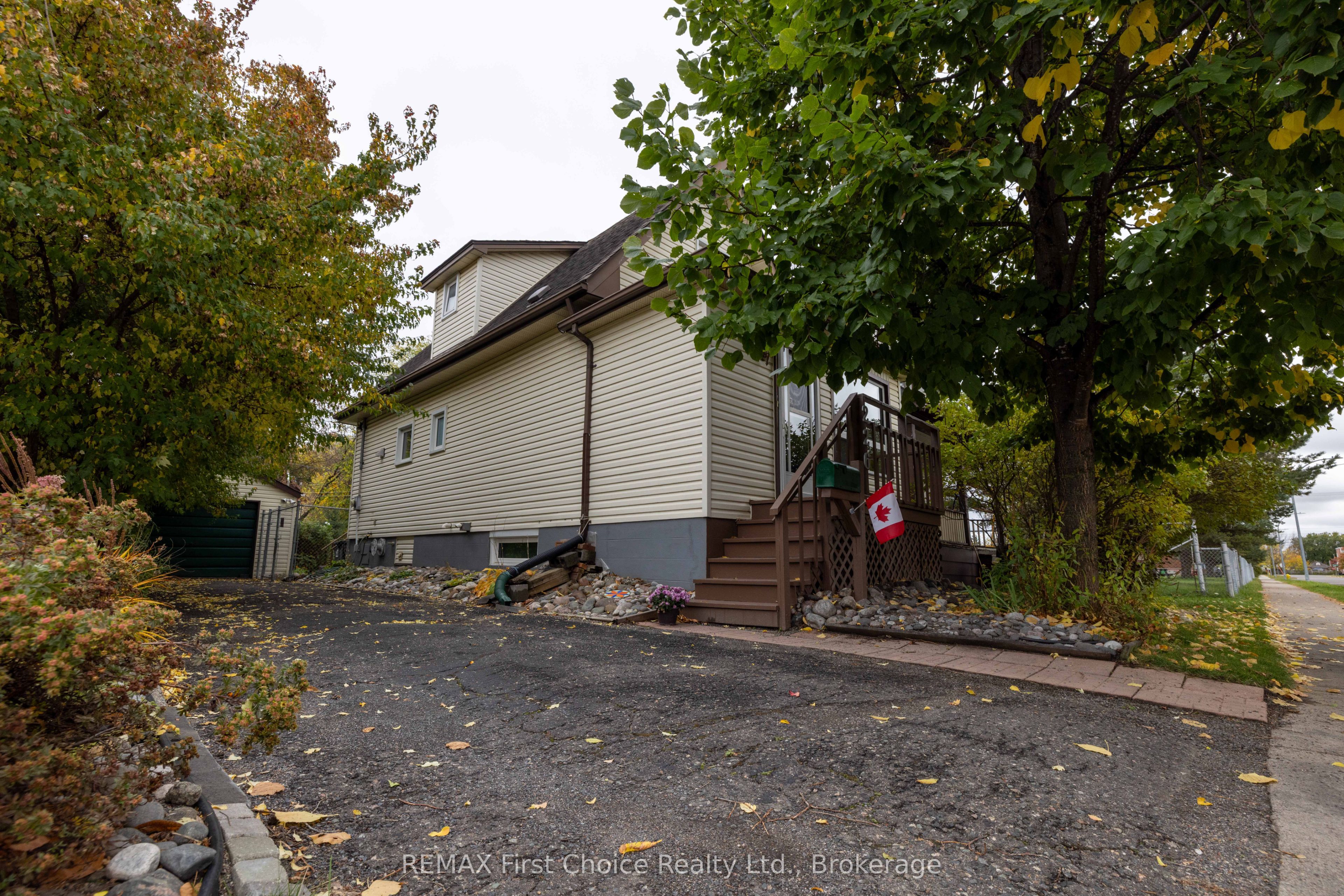226 Balmoral Street