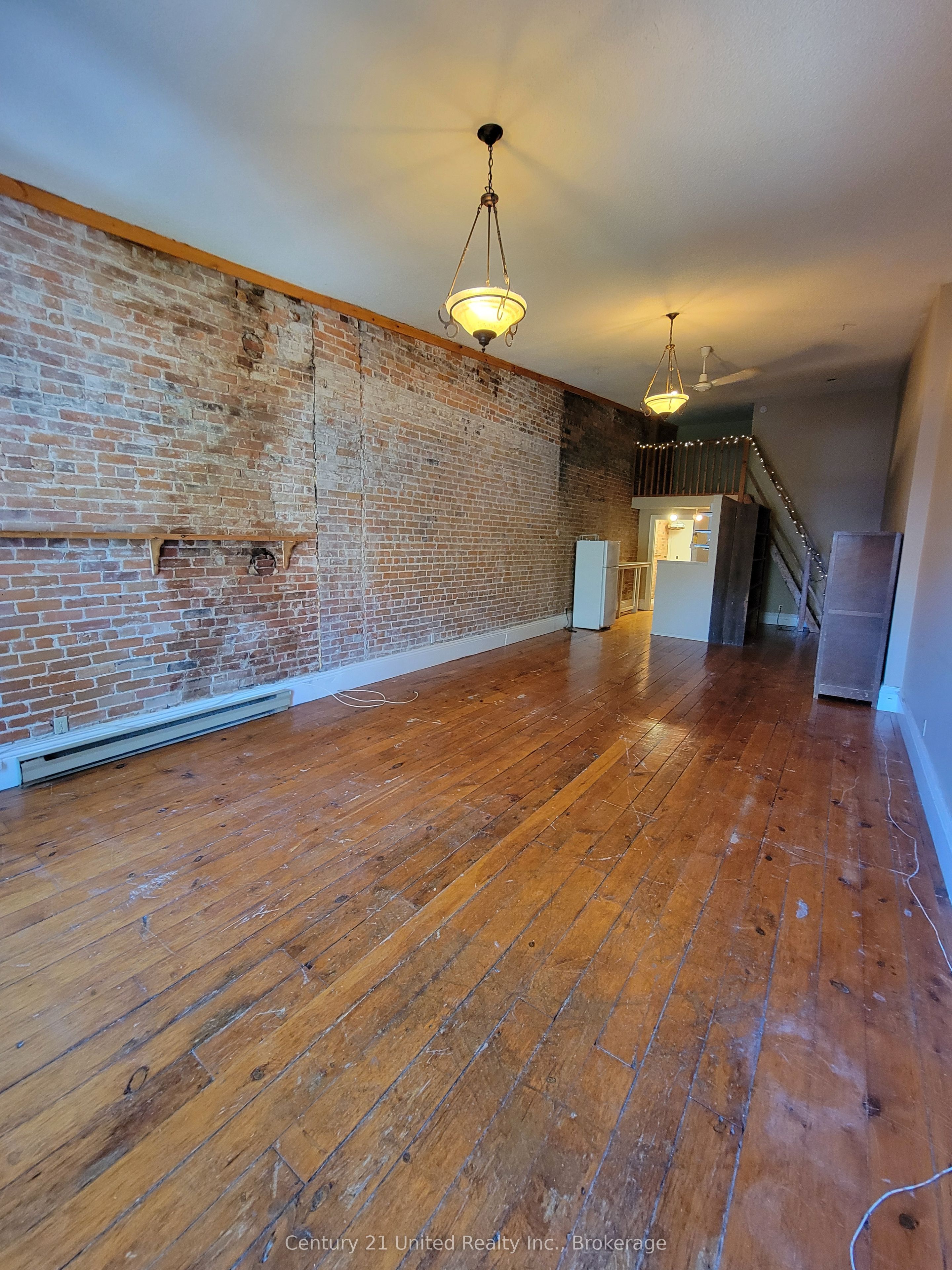 384 1/2 George Street N D Property Photo 2