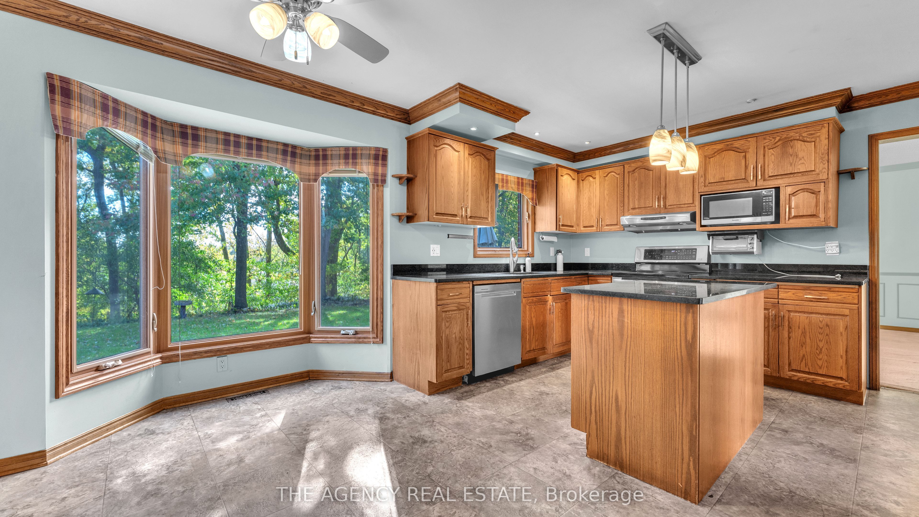32 Glenview Crescent Property Photo 9