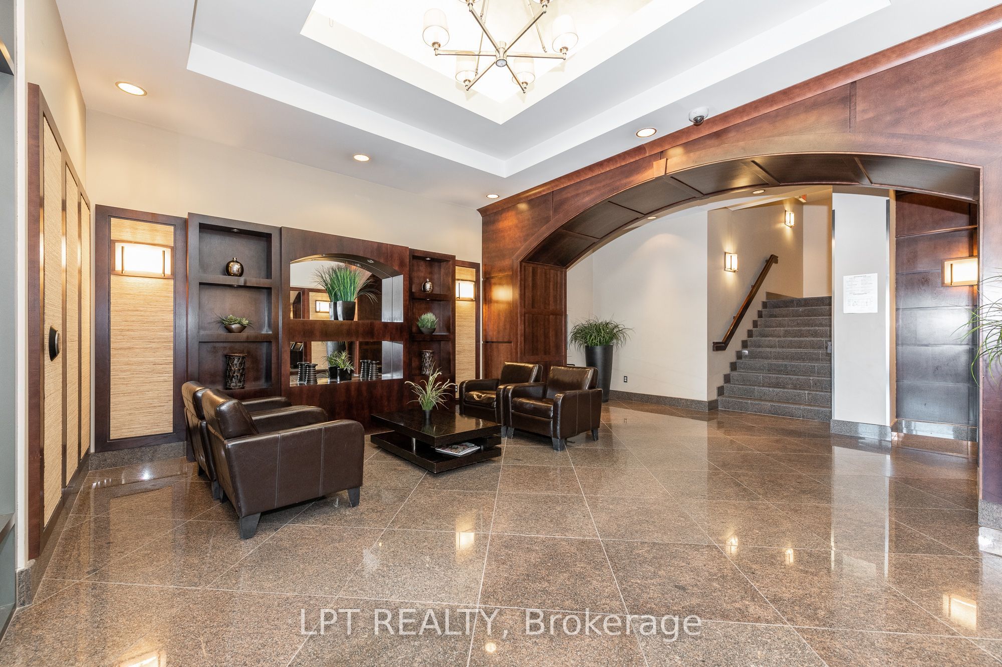 200 Besserer Street 305 Property Photo 3