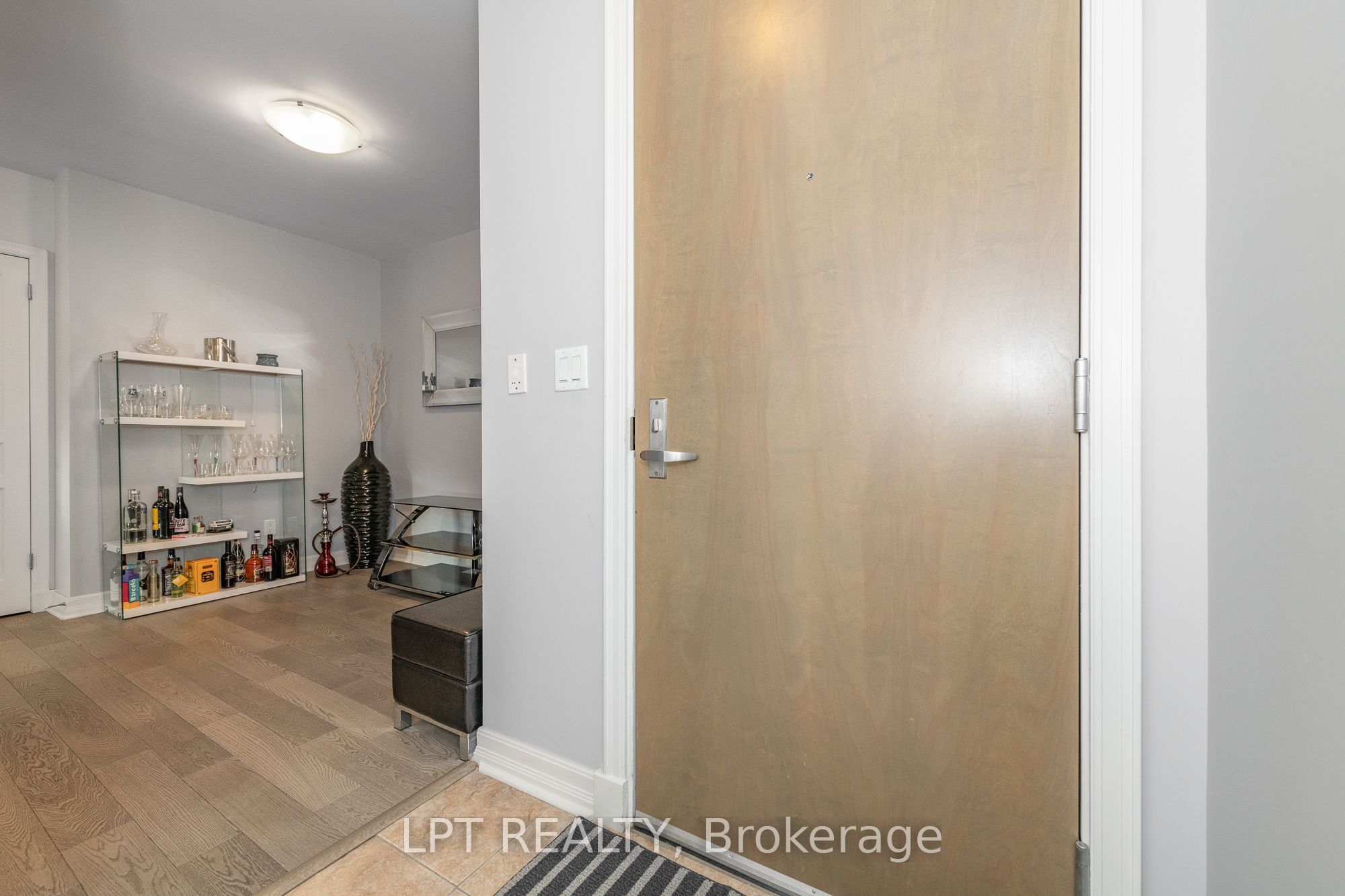 200 Besserer Street 305 Property Photo 4