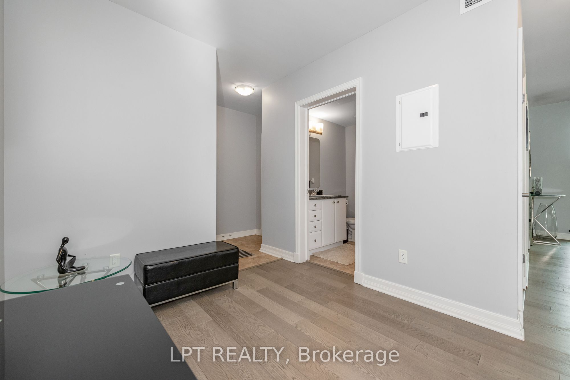 200 Besserer Street 305 Property Photo 6