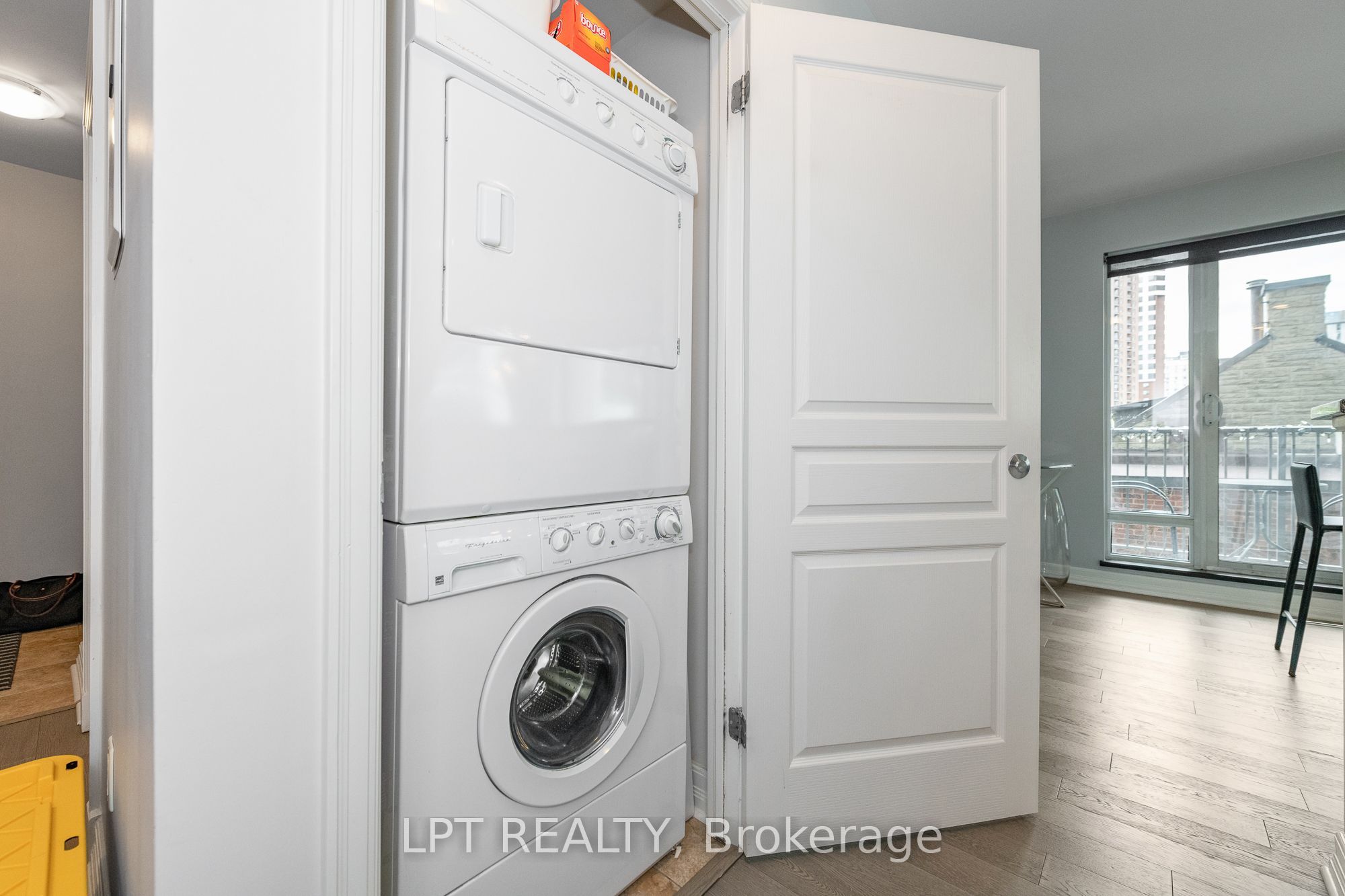 200 Besserer Street 305 Property Photo 26
