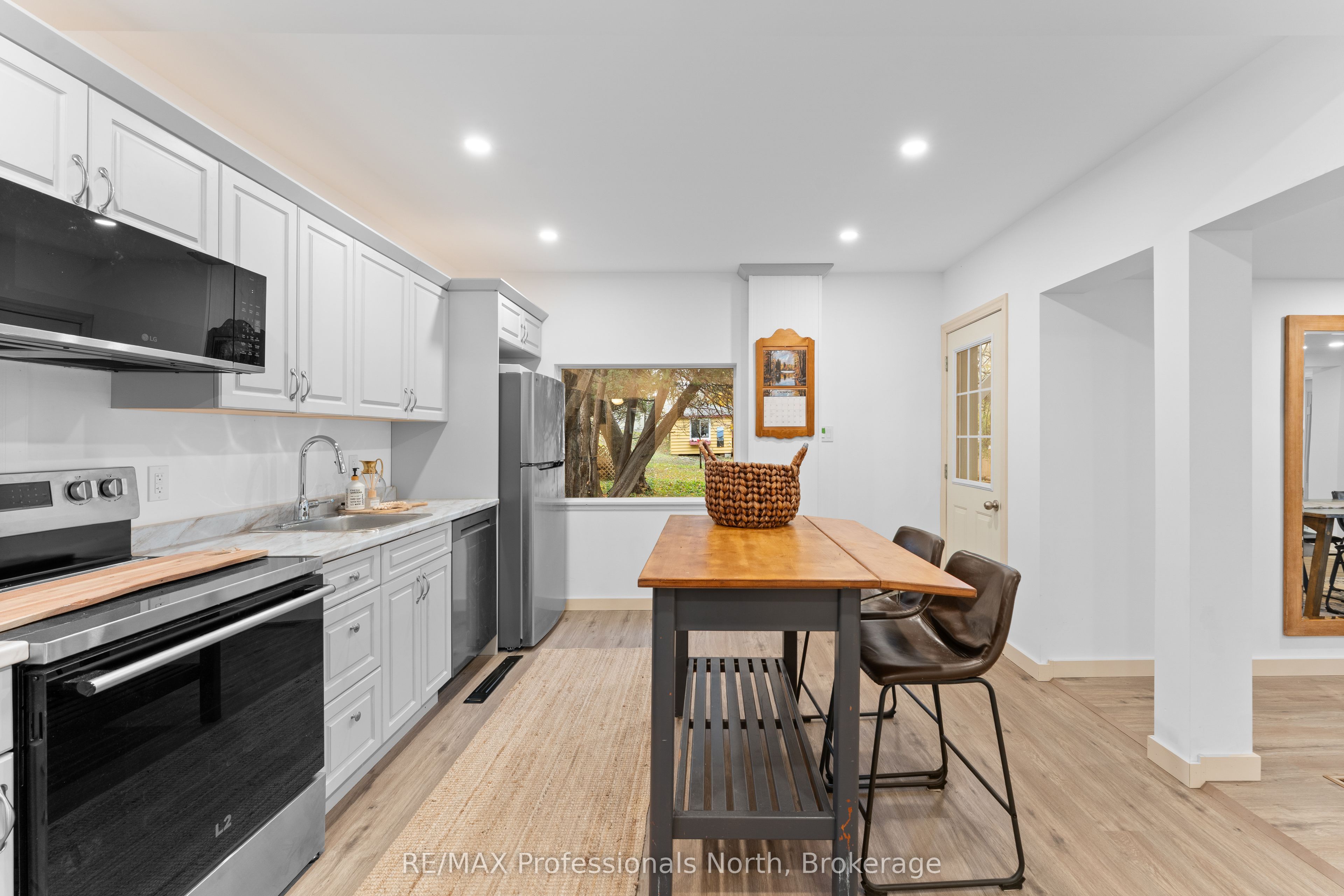 55 Park Street Property Photo 3