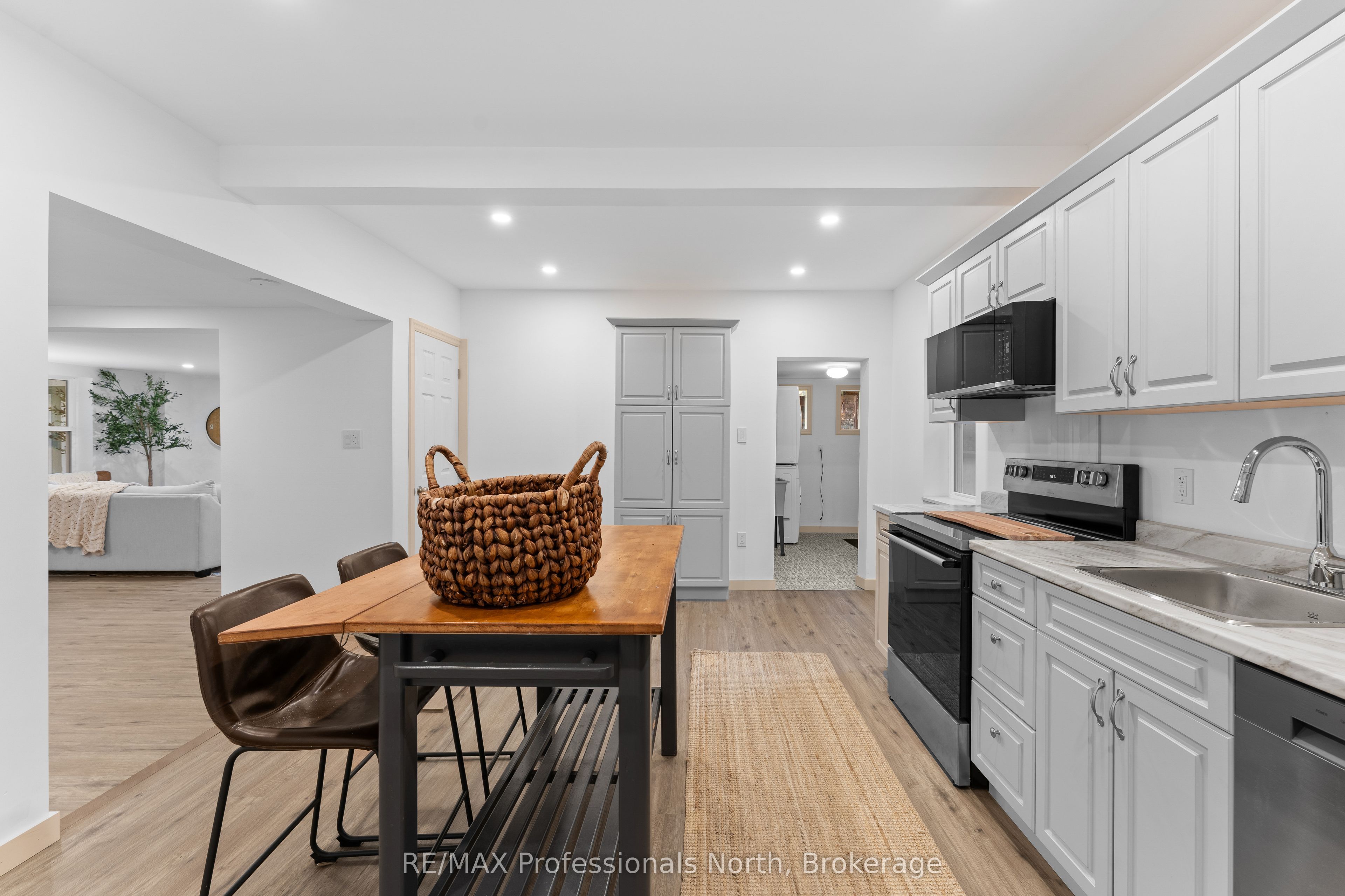 55 Park Street Property Photo 4