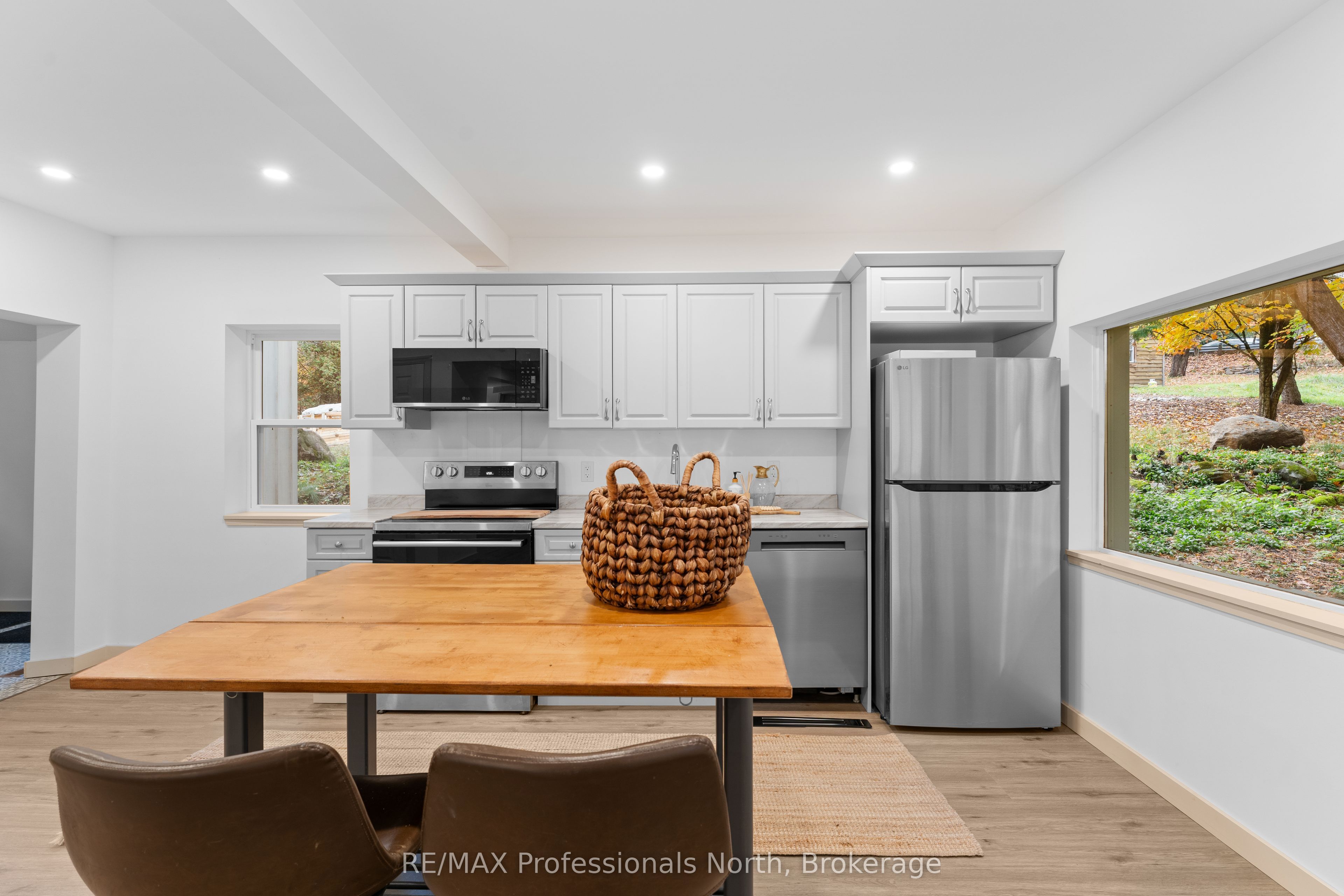 55 Park Street Property Photo 5