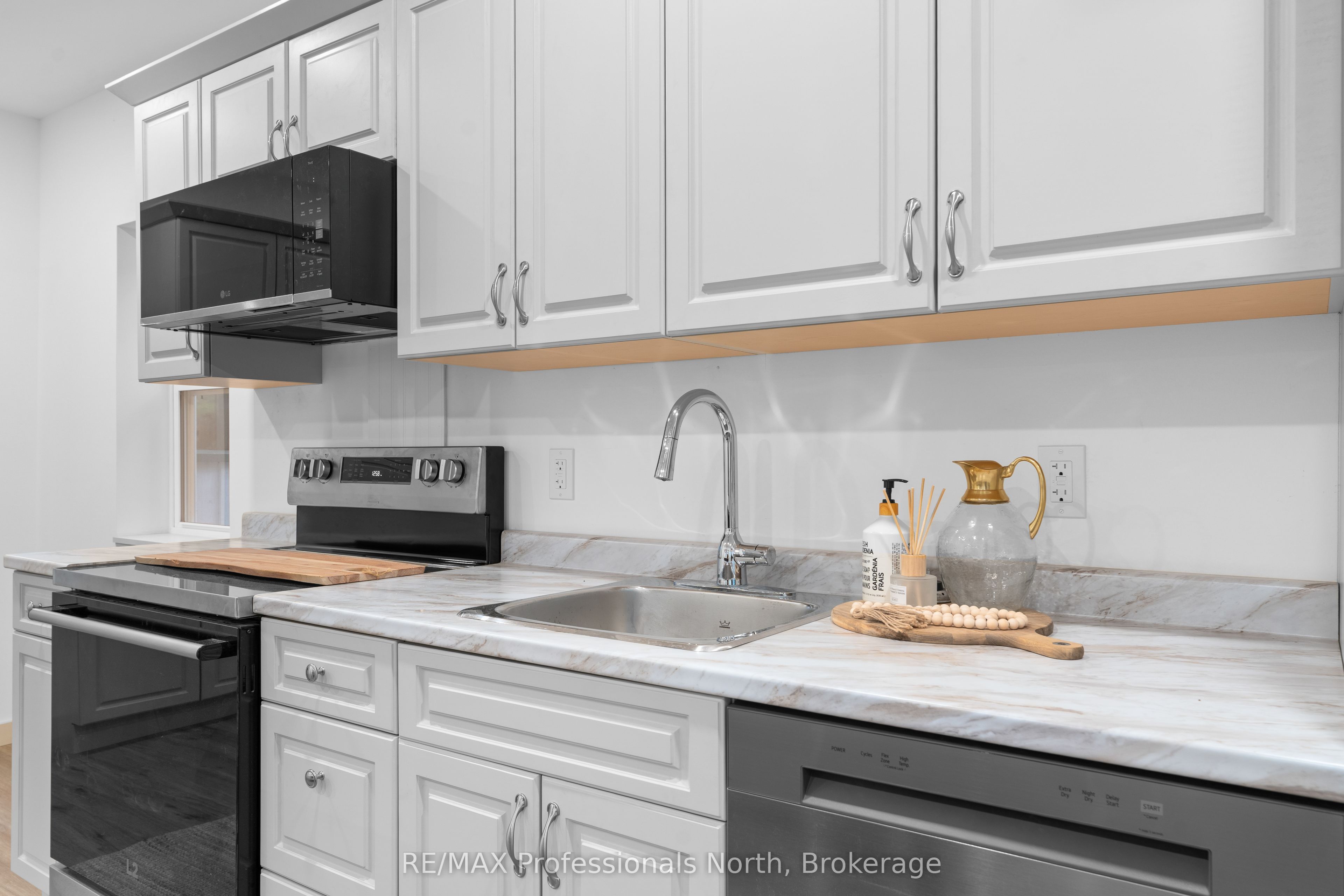 55 Park Street Property Photo 6
