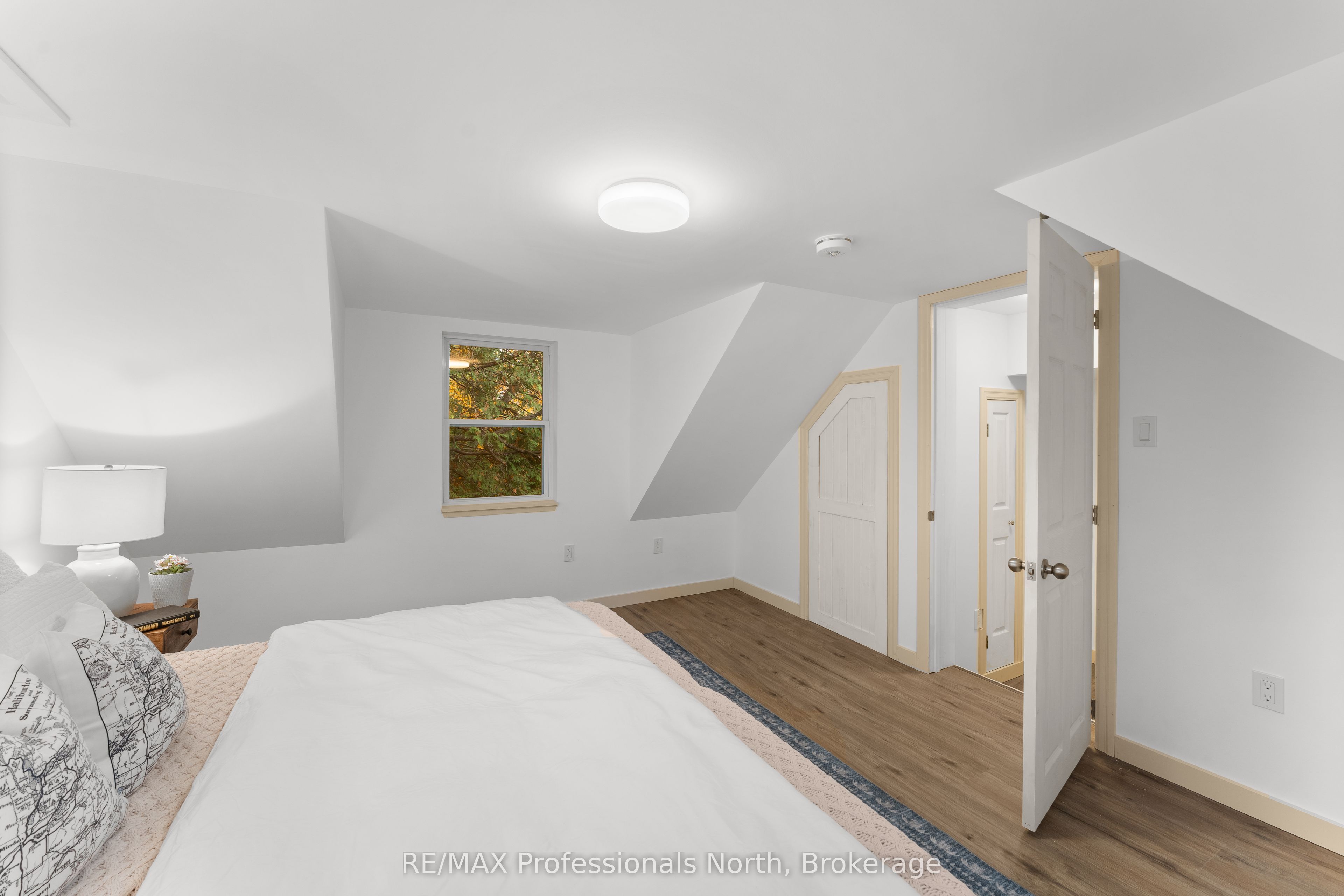 55 Park Street Property Photo 23