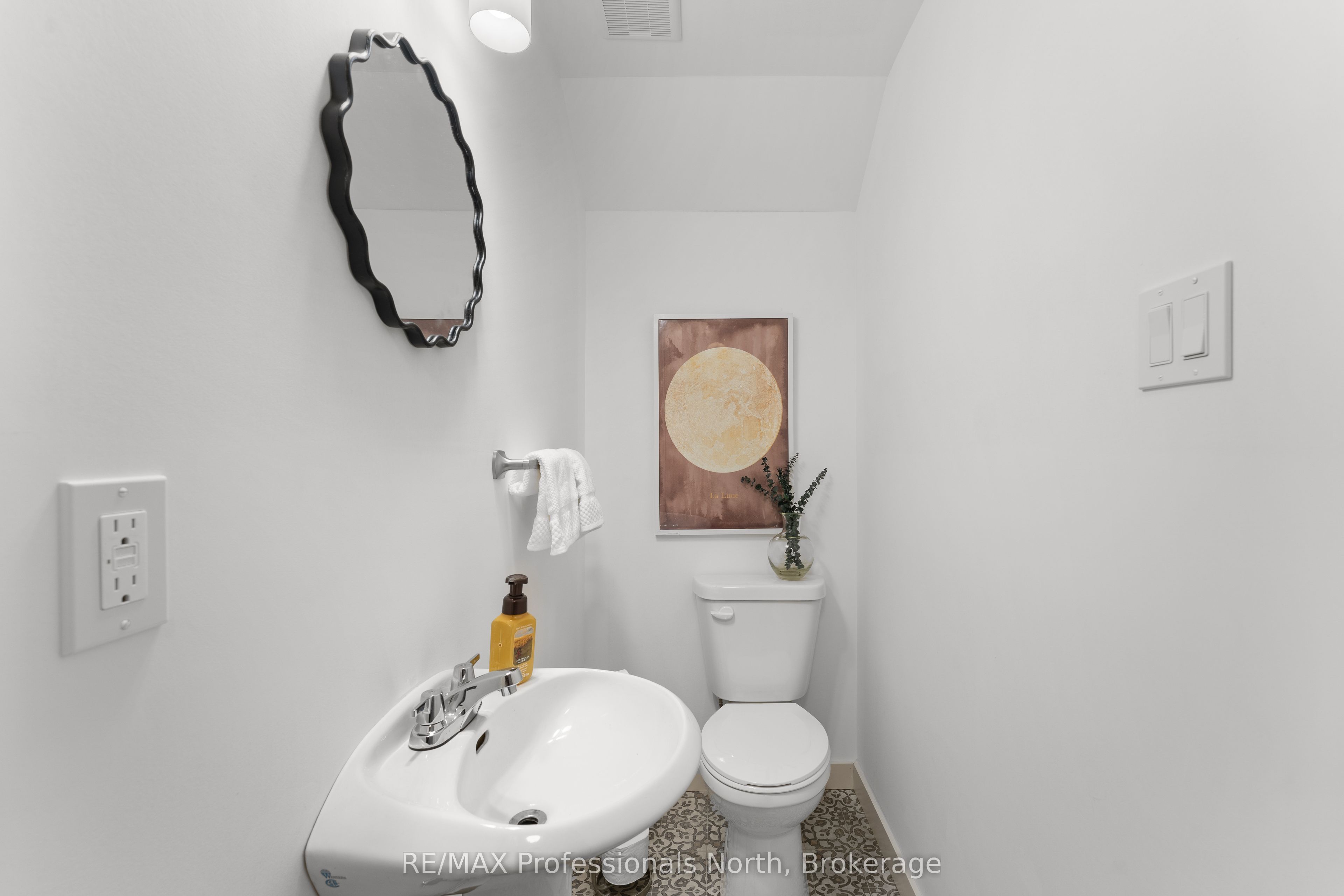 55 Park Street Property Photo 25