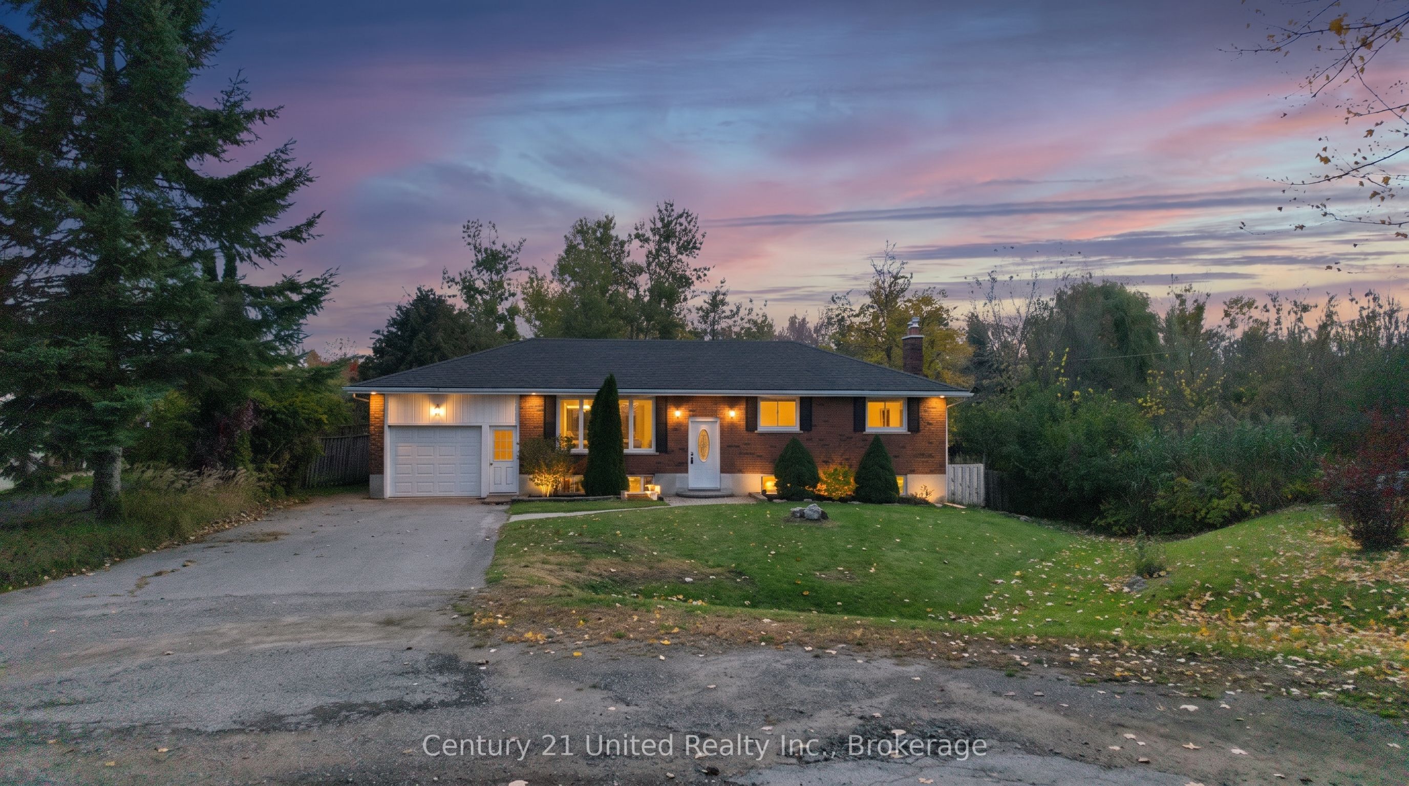649 Garden Road Property Photo 2