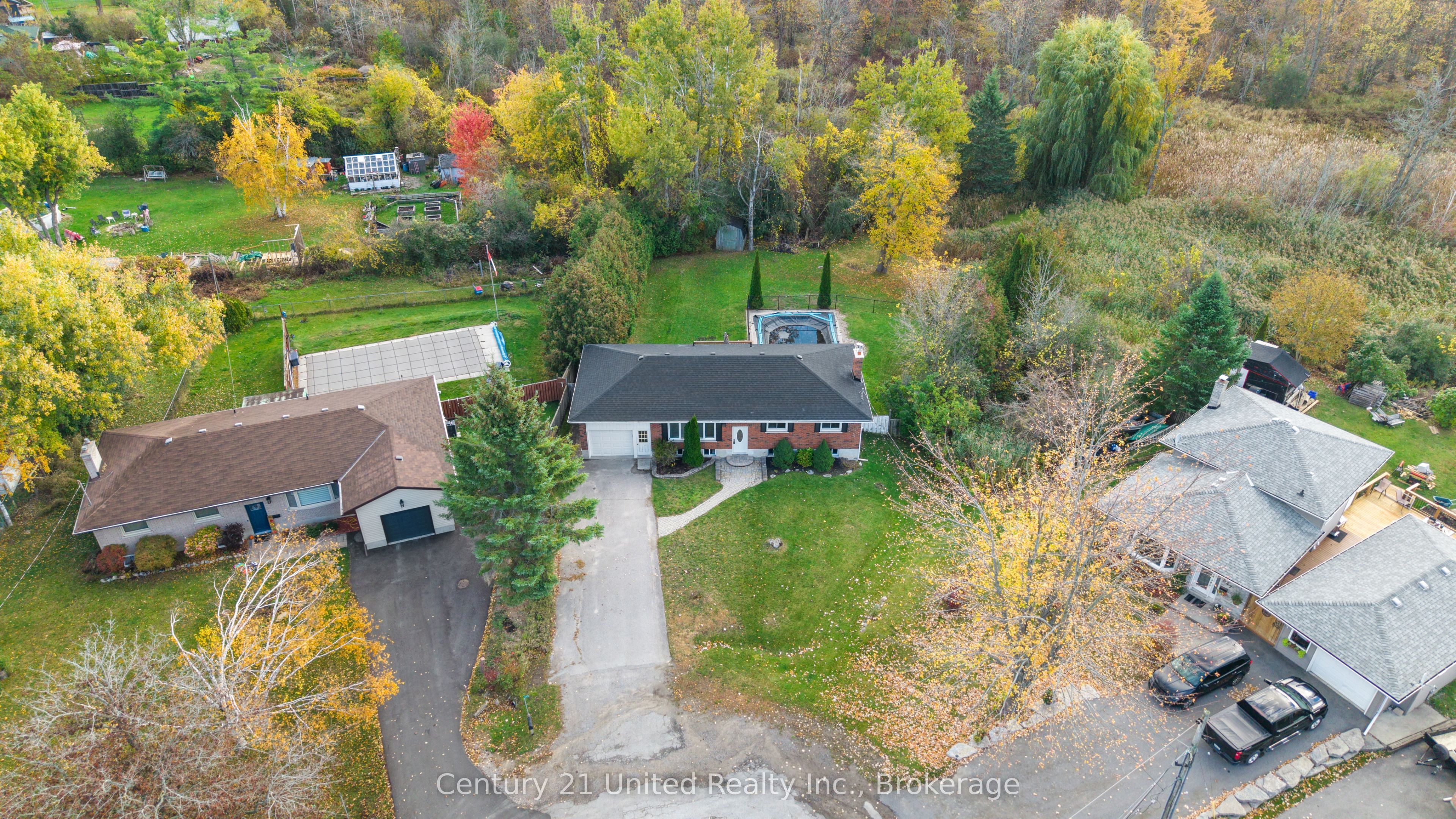 649 Garden Road Property Photo 3