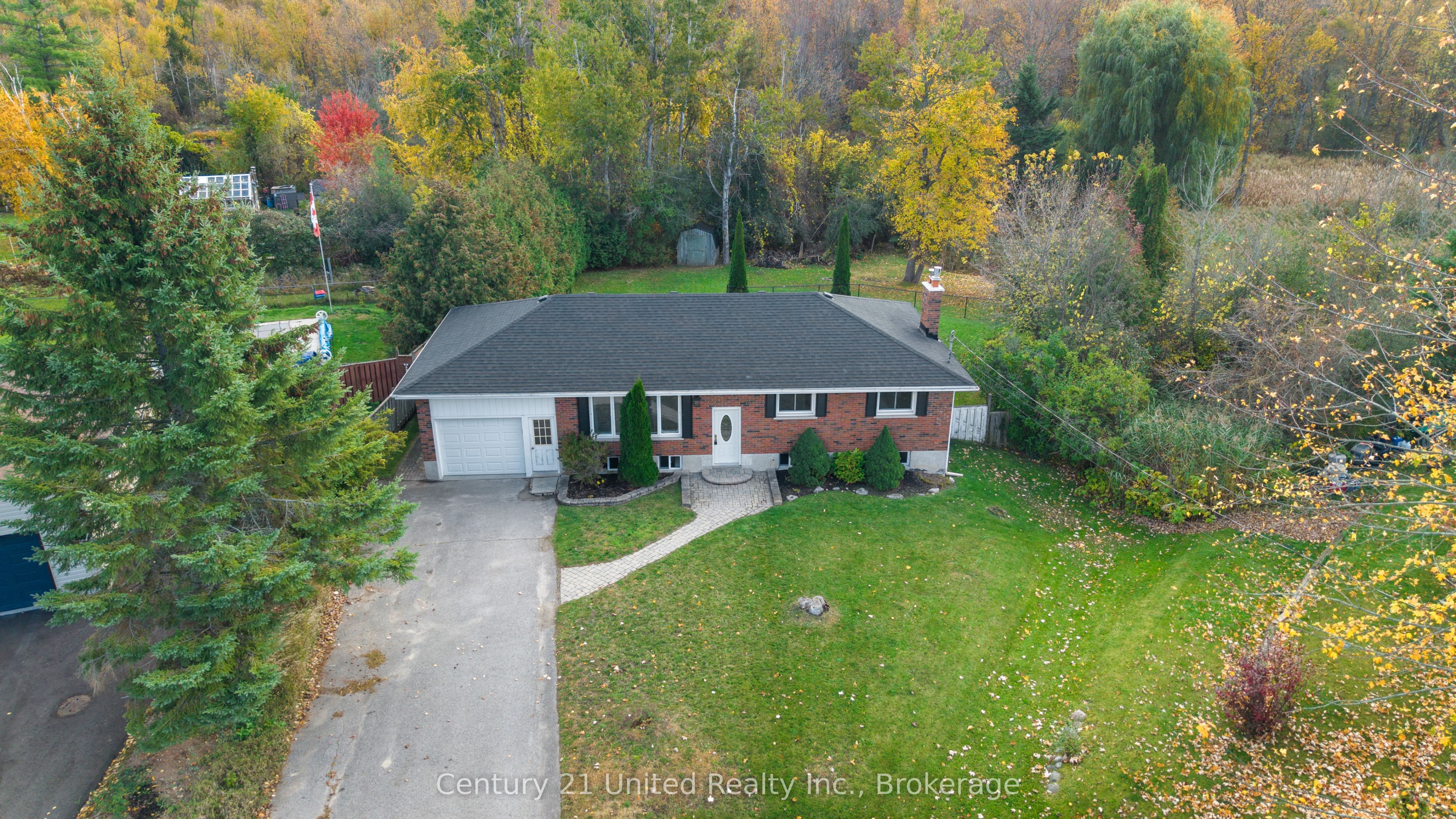 649 Garden Road Property Photo 4