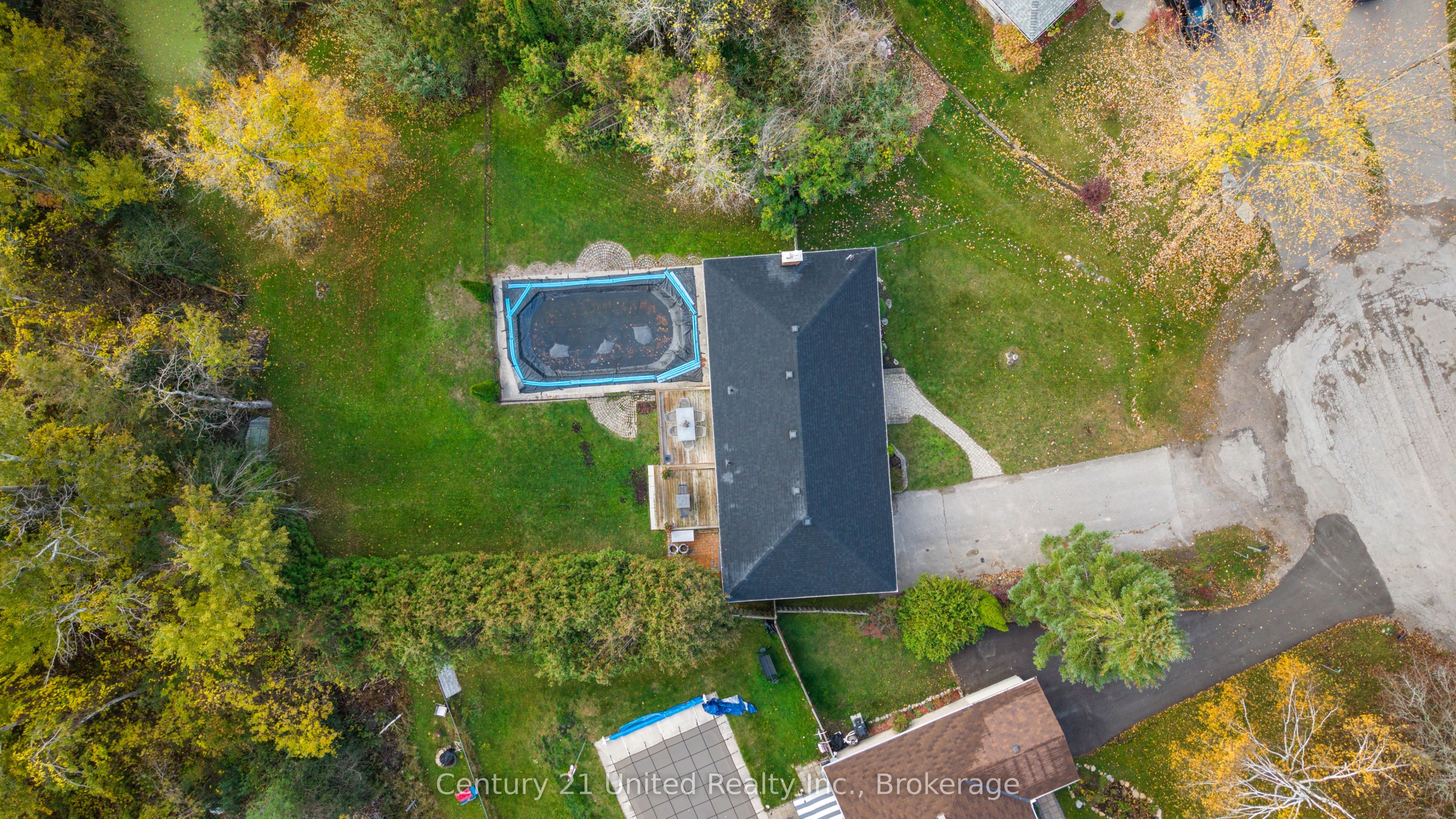 649 Garden Road Property Photo 5