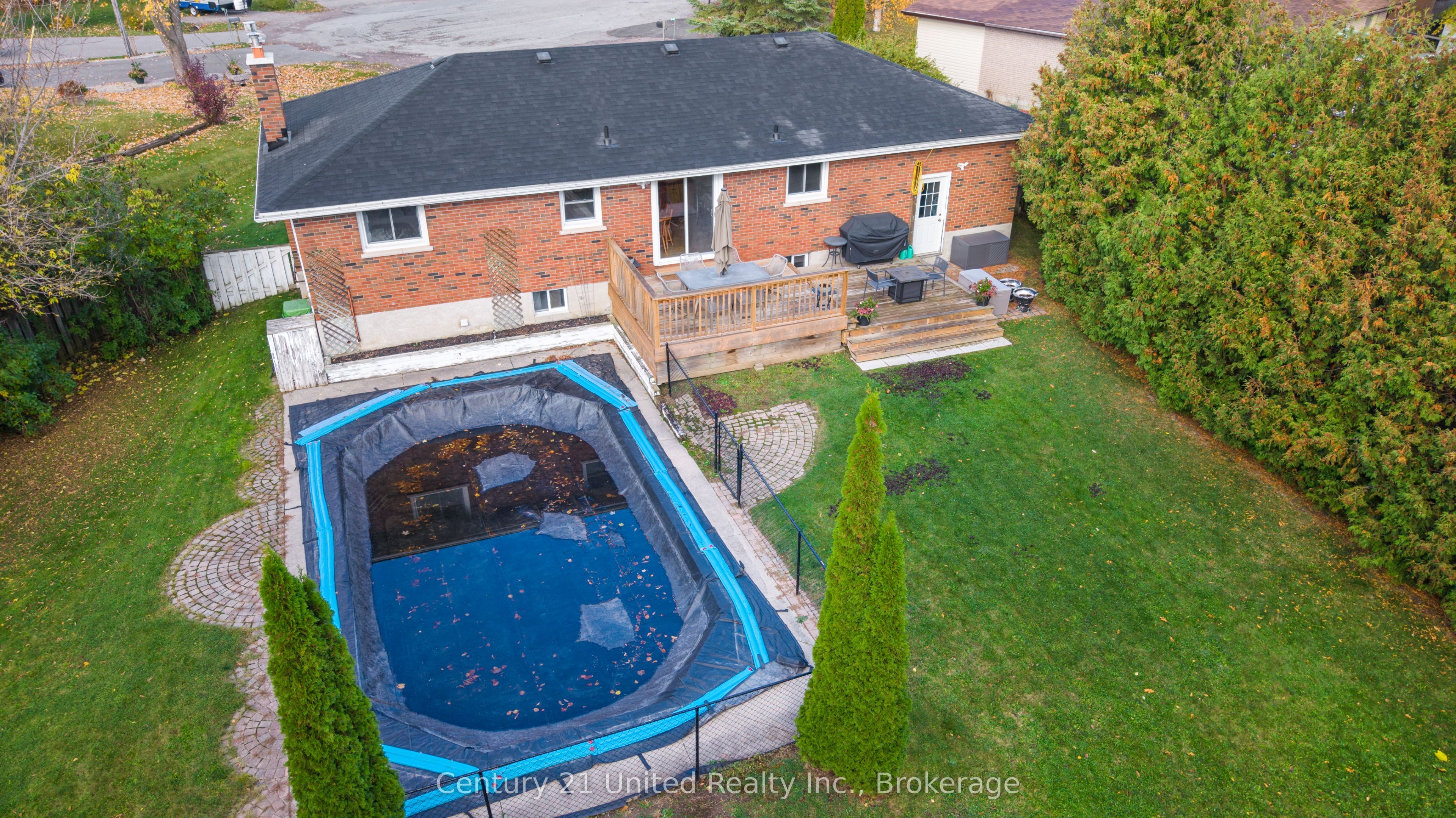 649 Garden Road Property Photo 6
