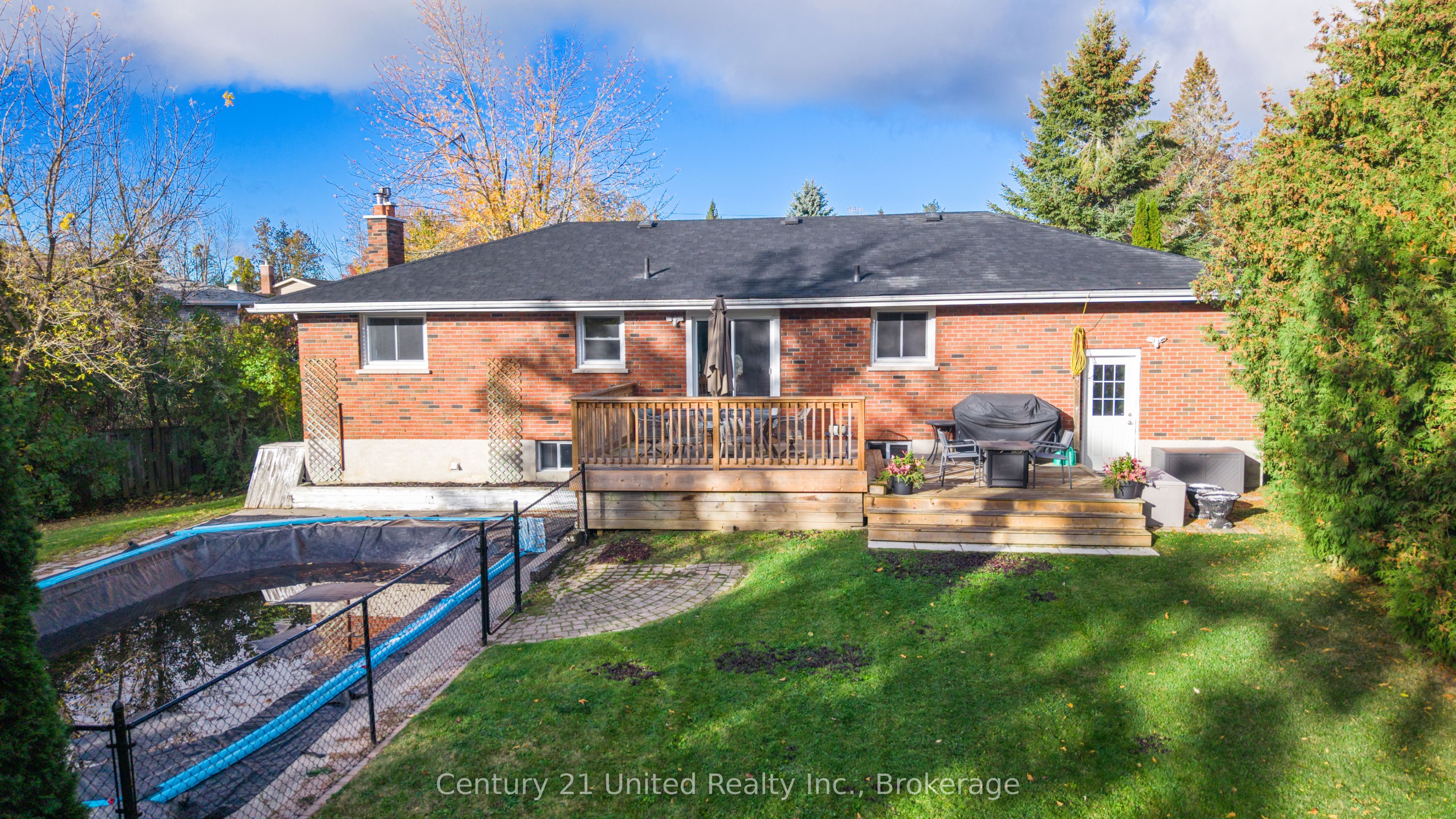 649 Garden Road Property Photo 7