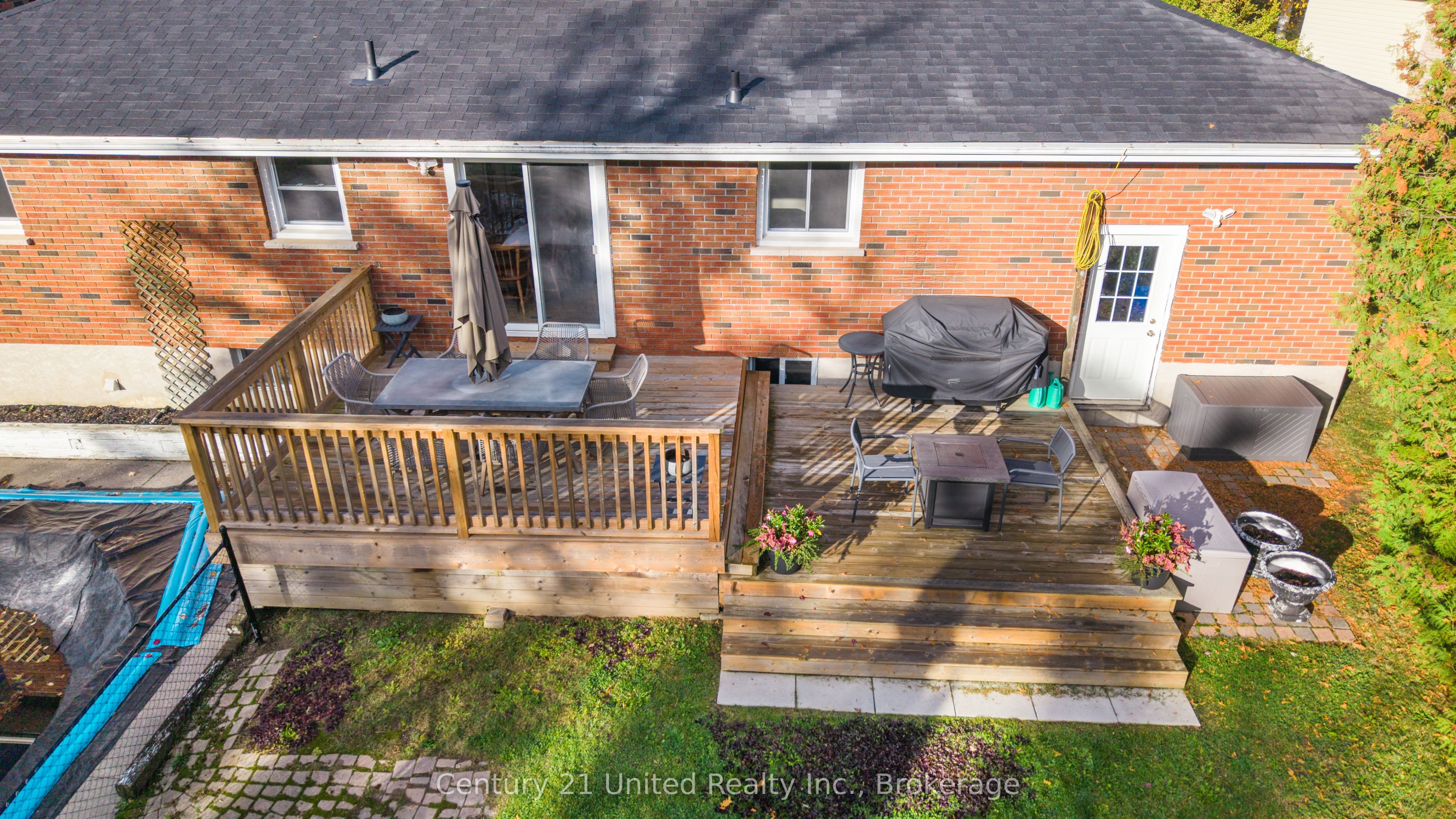 649 Garden Road Property Photo 8