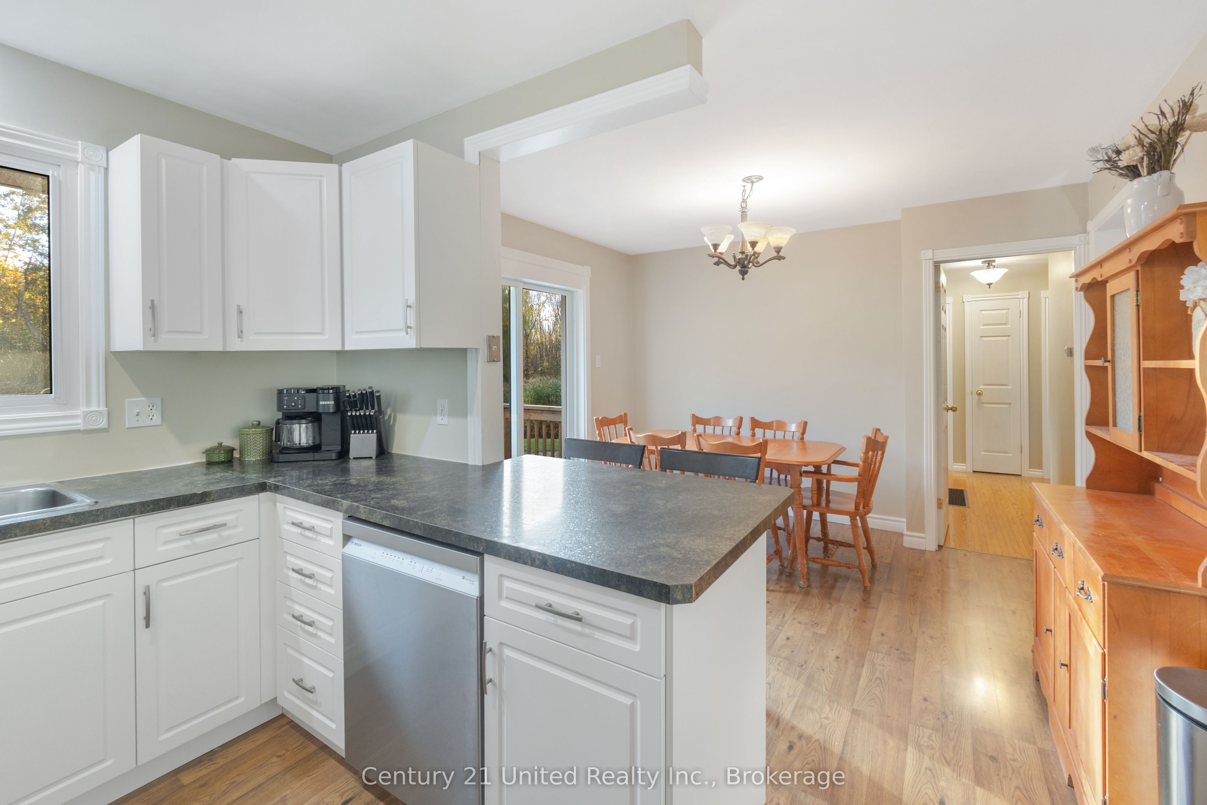 649 Garden Road Property Photo 14