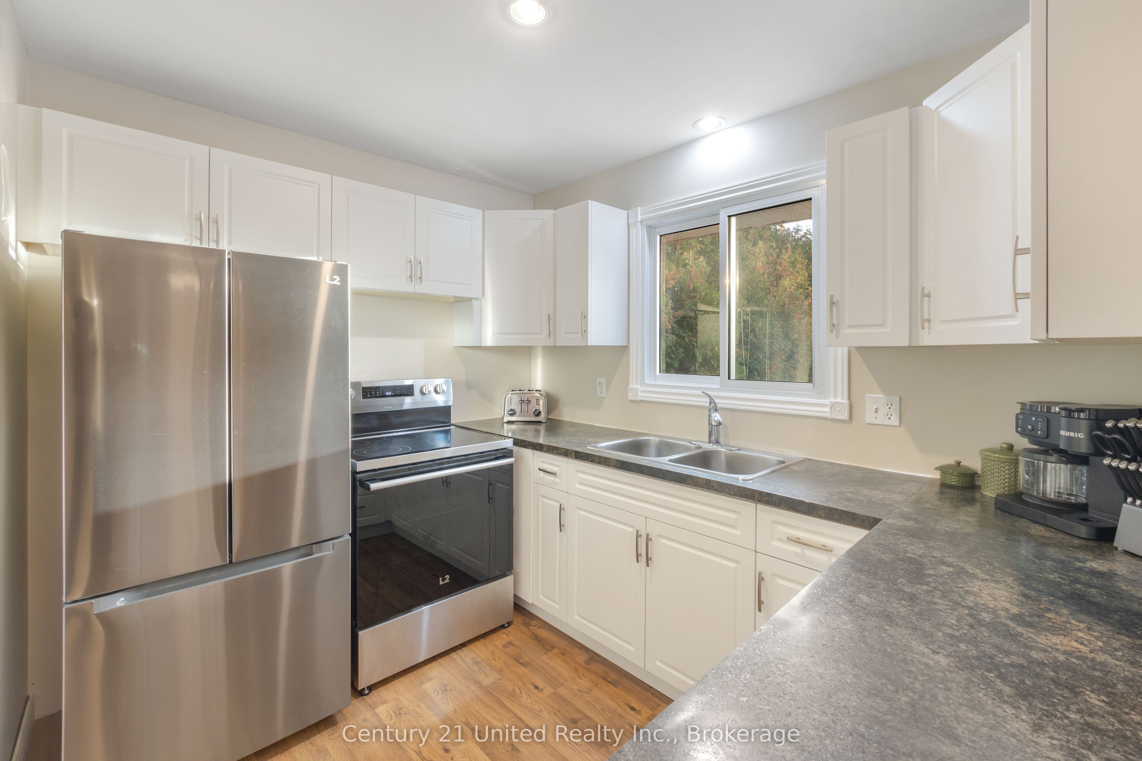 649 Garden Road Property Photo 15