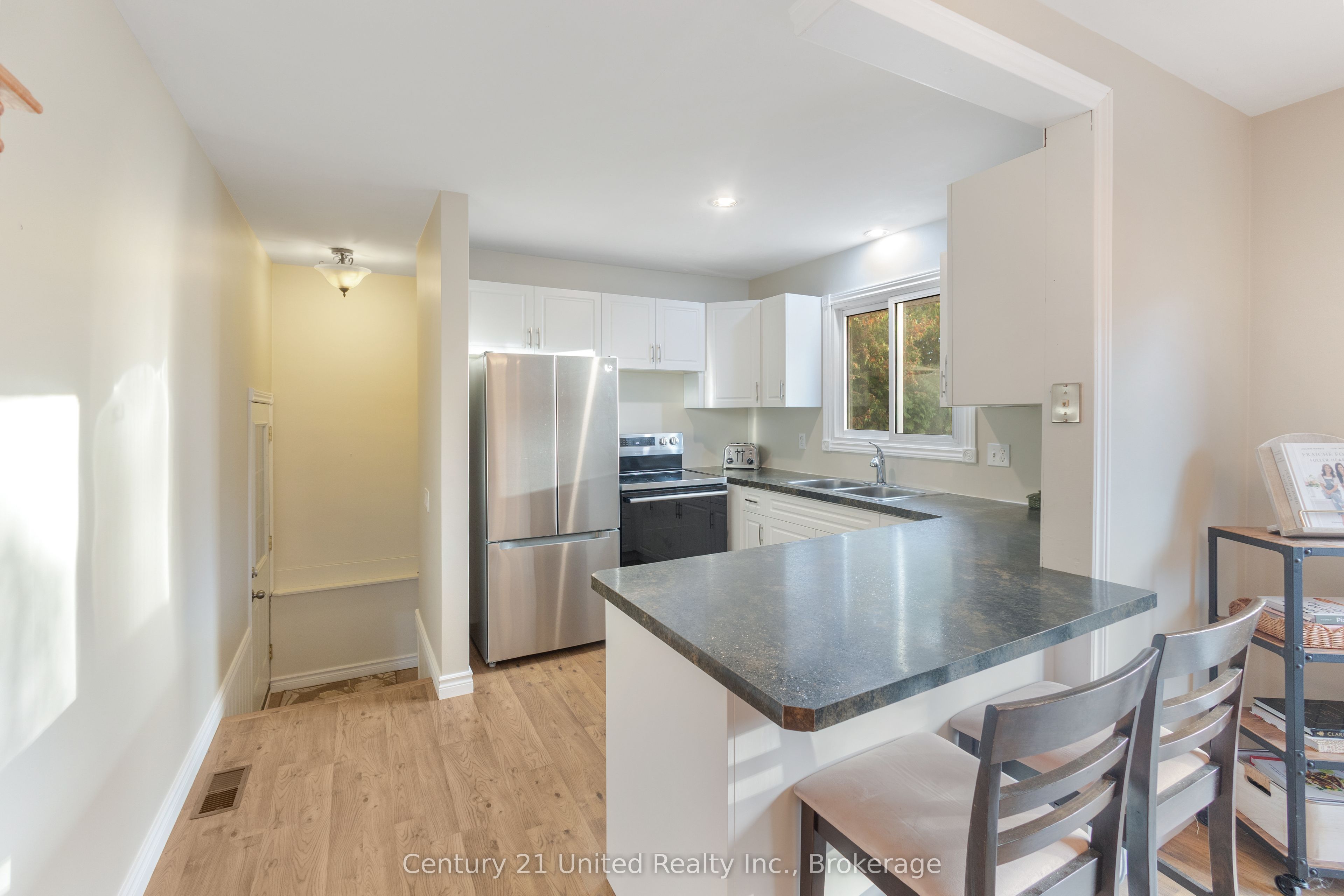 649 Garden Road Property Photo 16
