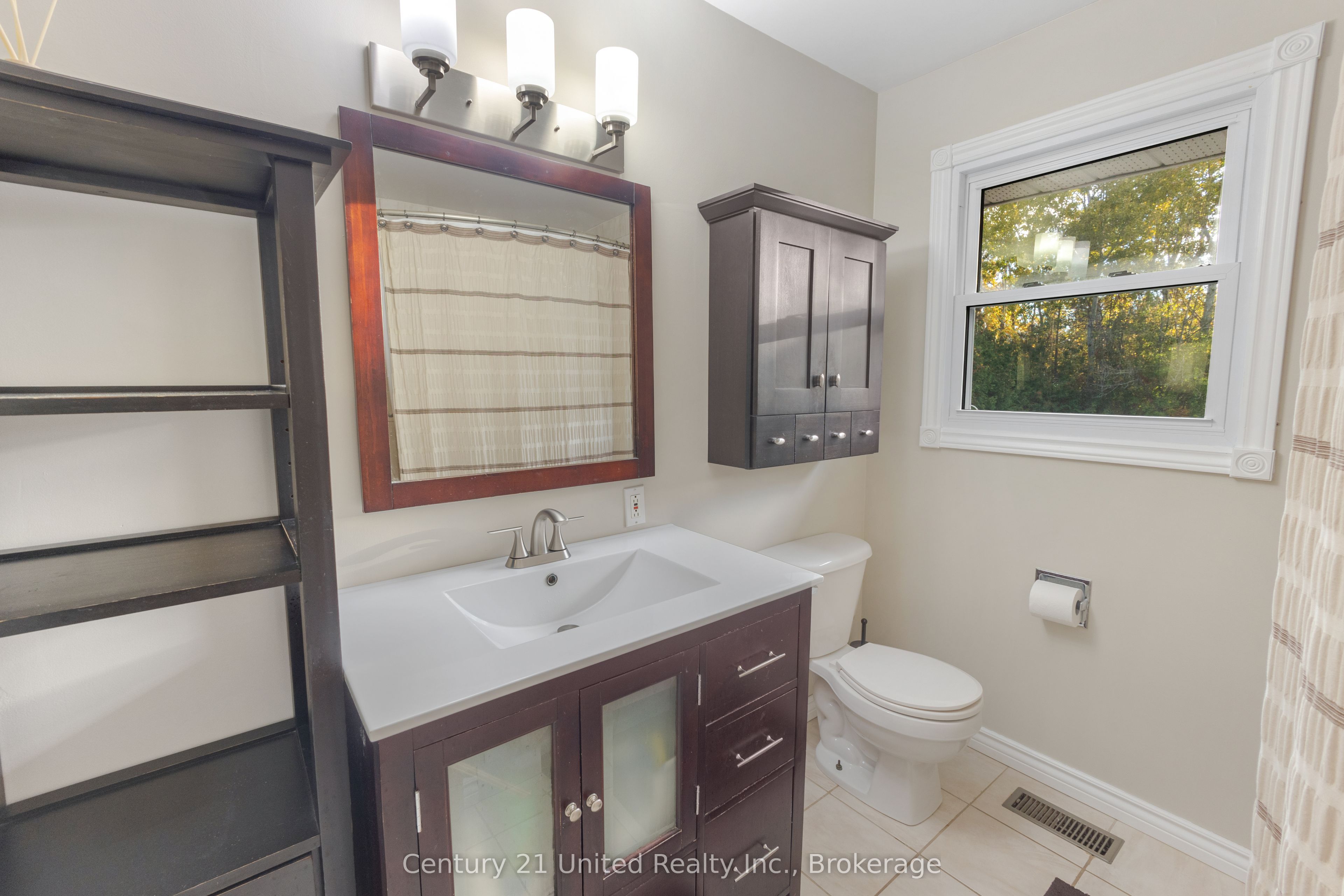 649 Garden Road Property Photo 17