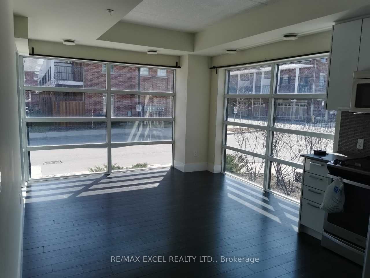 155 St Leger Street 107 Property Photo 1