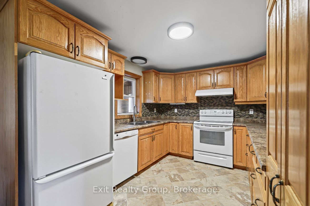 2343 Upper Flinton Road Property Photo 3
