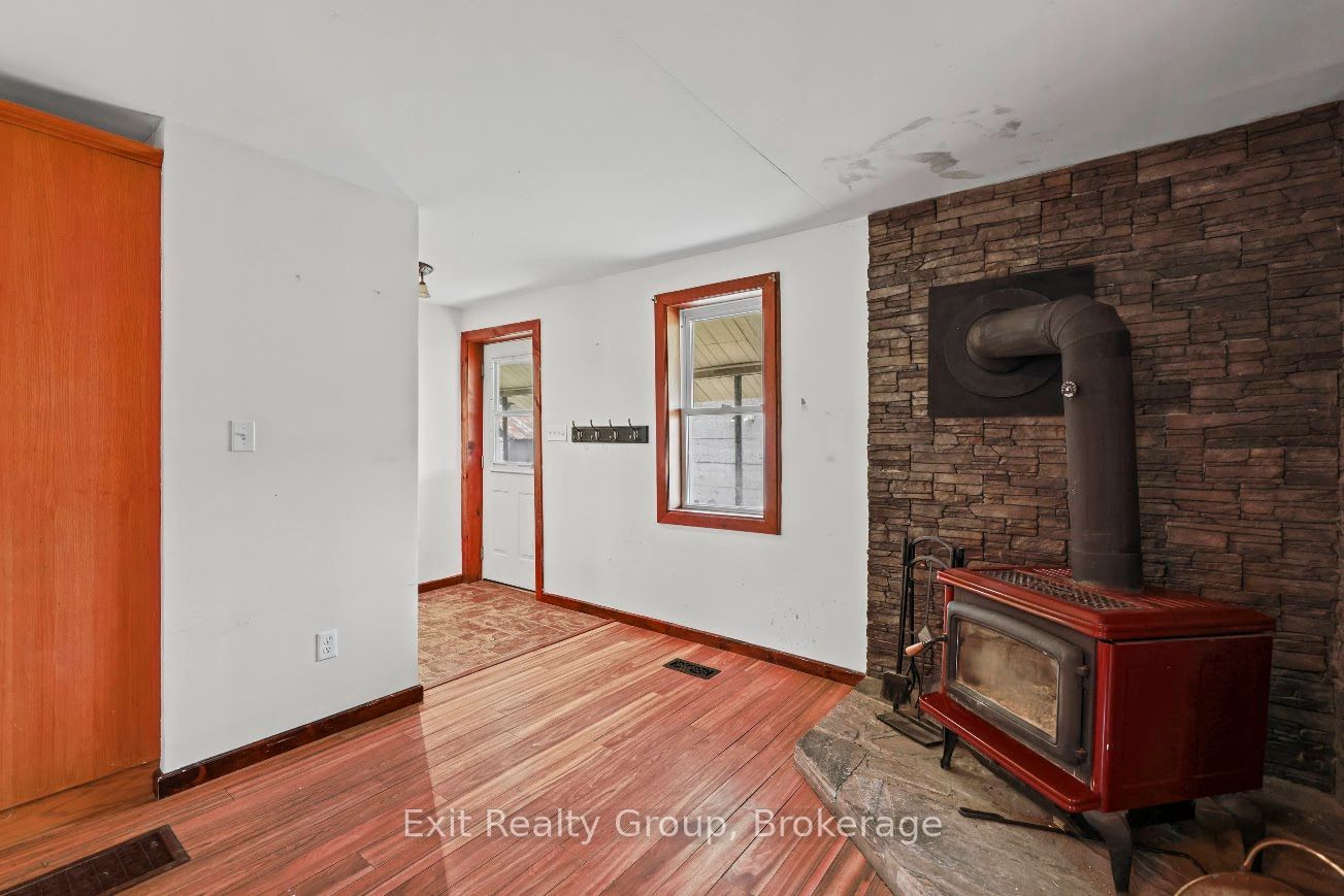 2343 Upper Flinton Road Property Photo 5