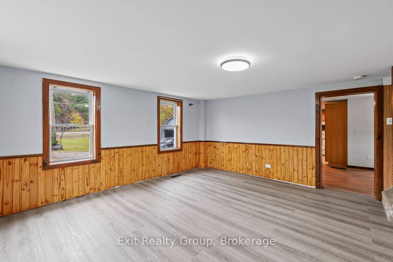 2343 Upper Flinton Road Property Photo 8