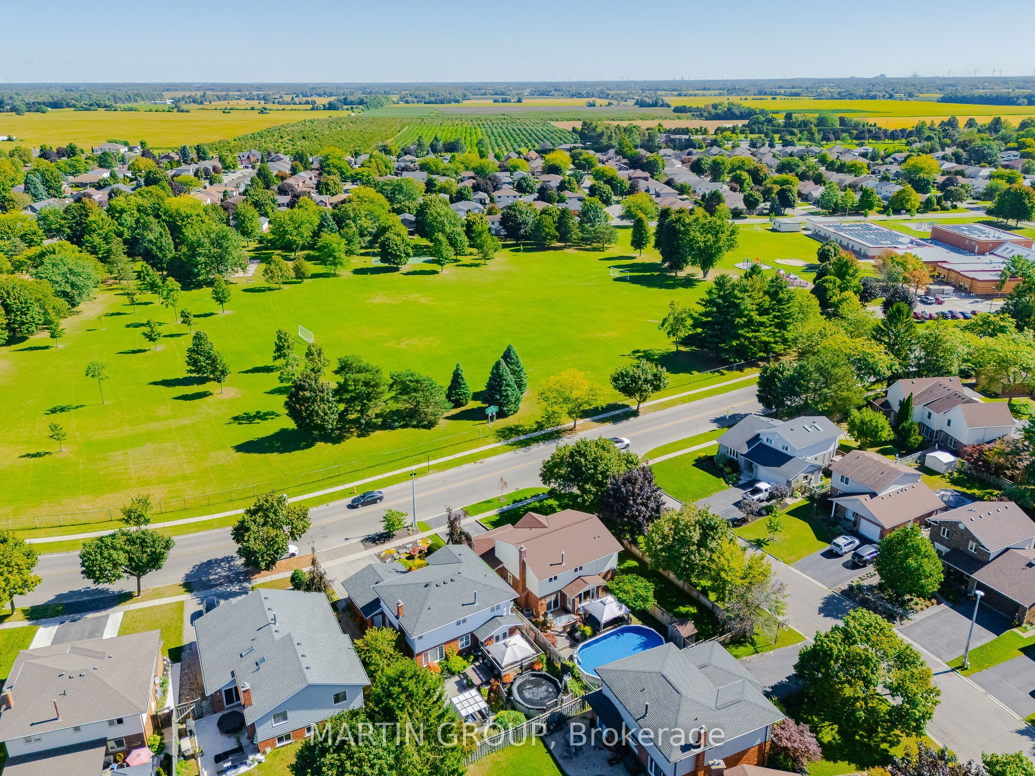 30 Donly Drive S Property Photo 4