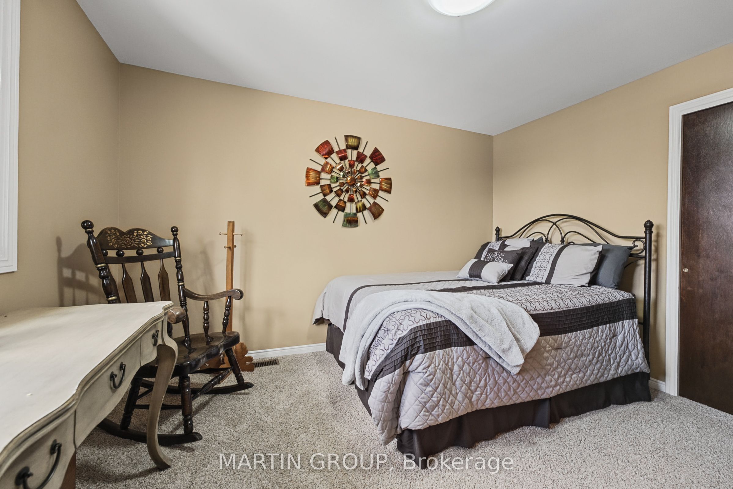 30 Donly Drive S Property Photo 32