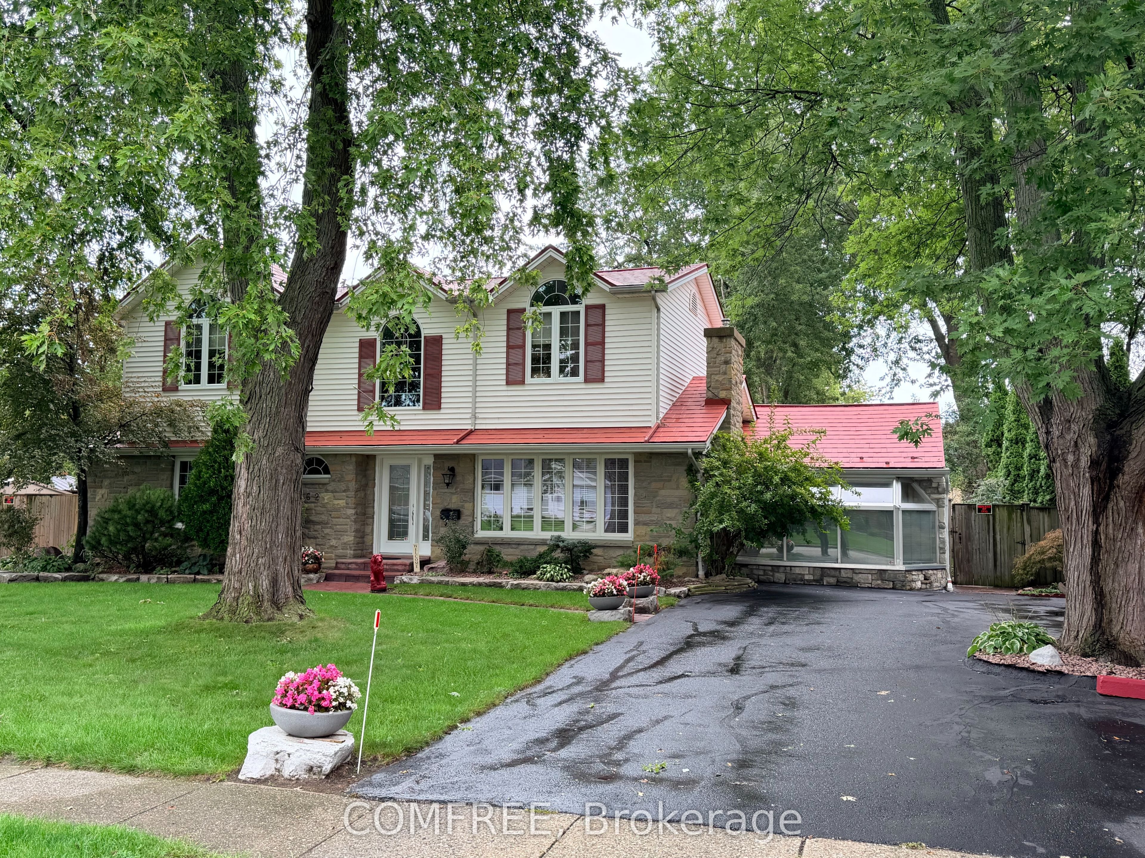 162 Grace Road Property Photo 1