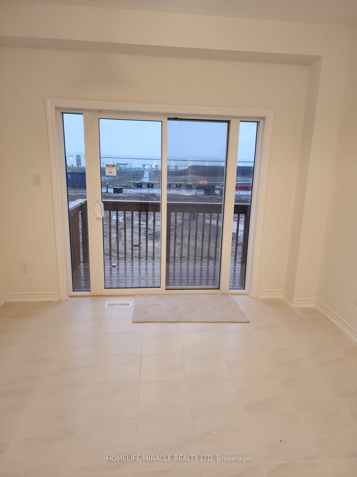 35 Jenner Drive Property Photo 10