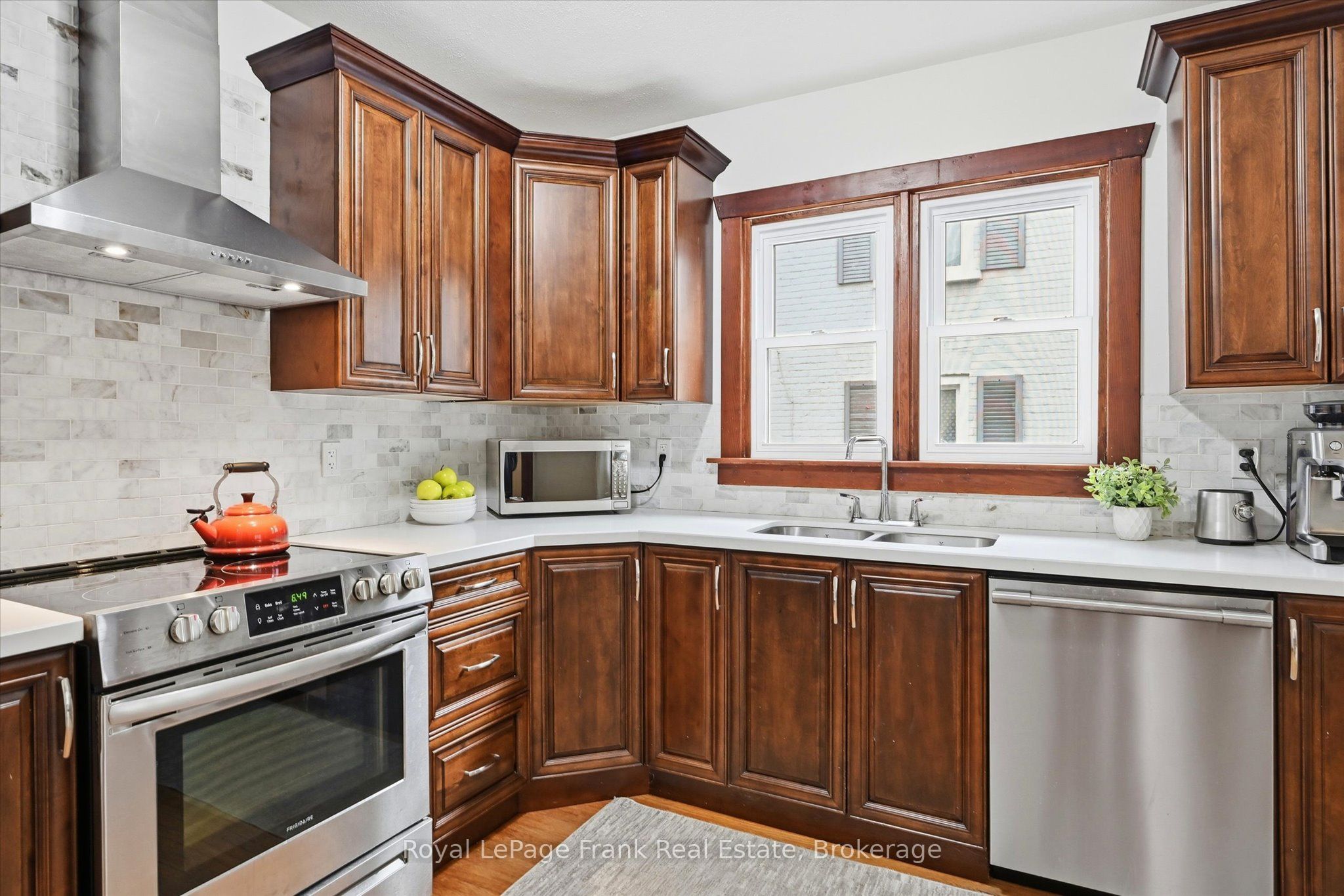 130 Maria Street Property Photo 8