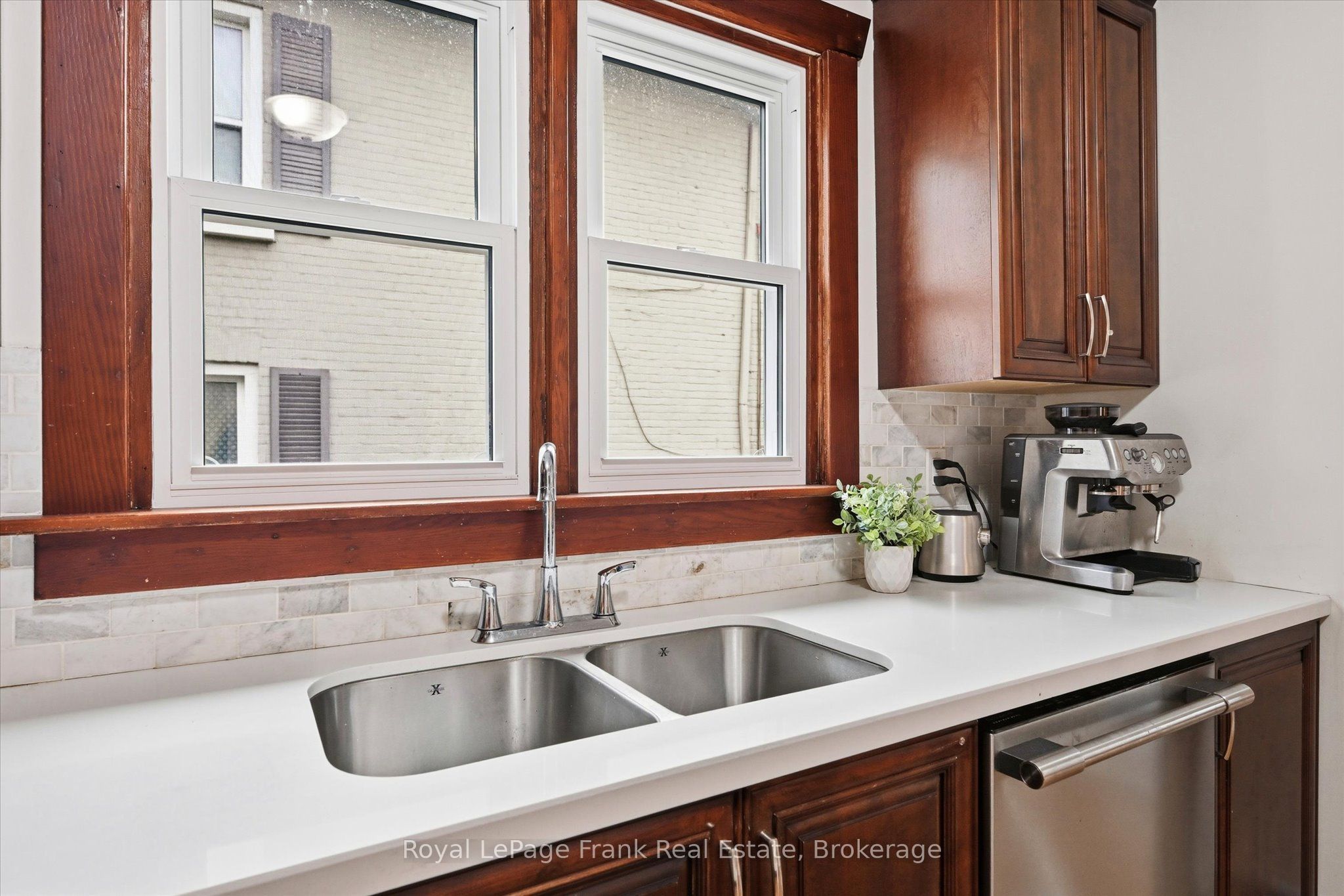 130 Maria Street Property Photo 11