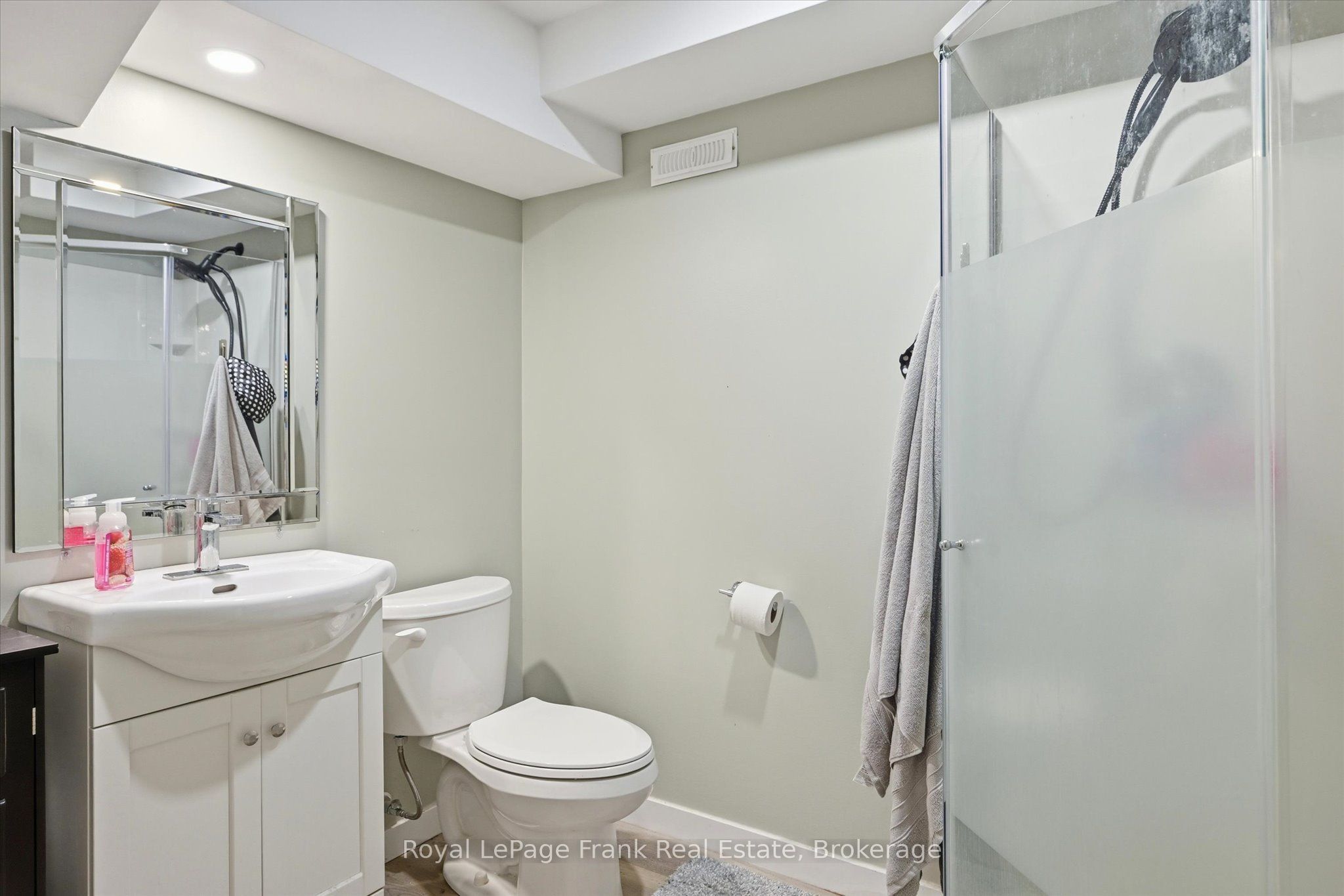 130 Maria Street Property Photo 26