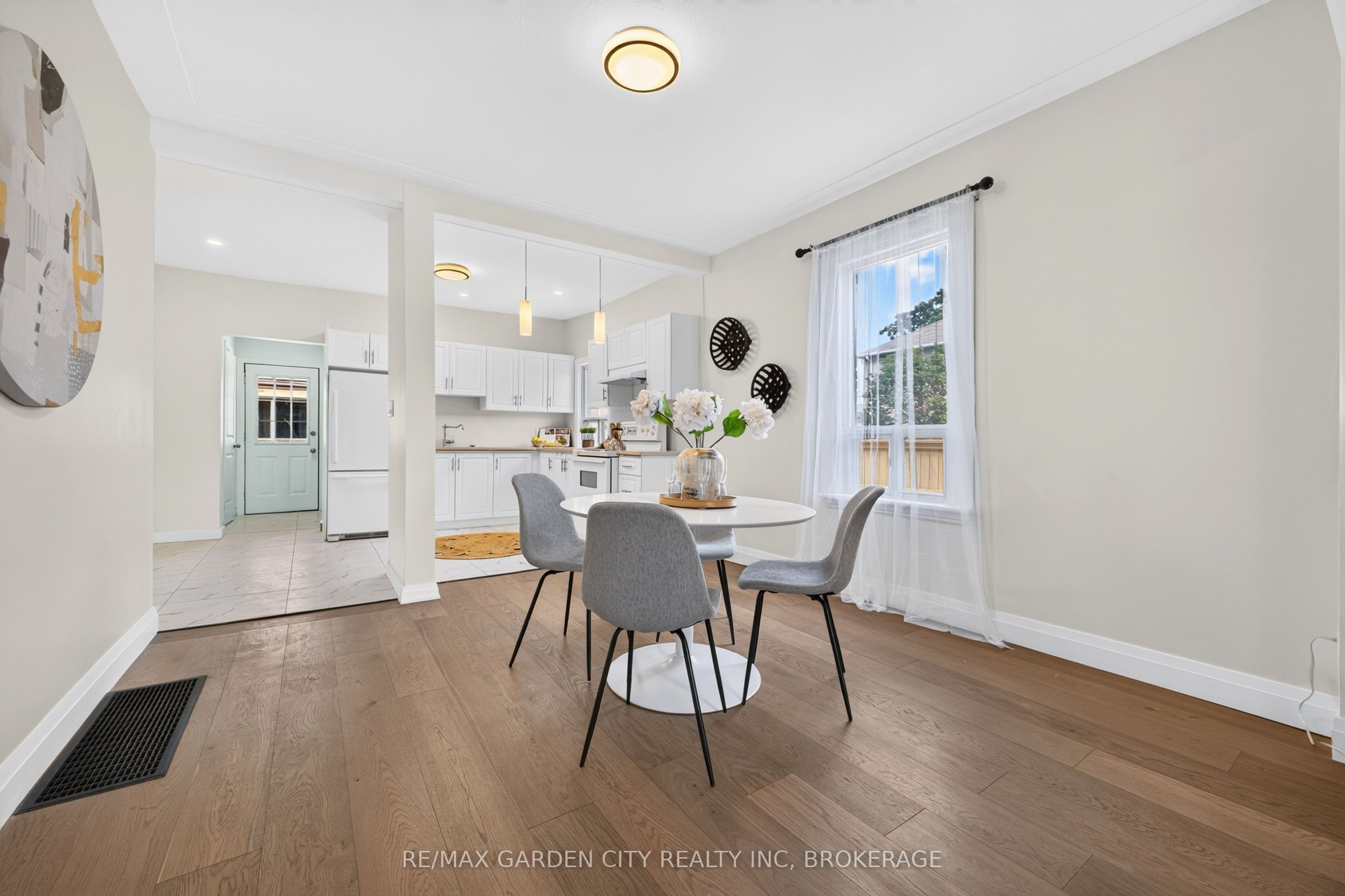 75 Keith Street Property Photo 7