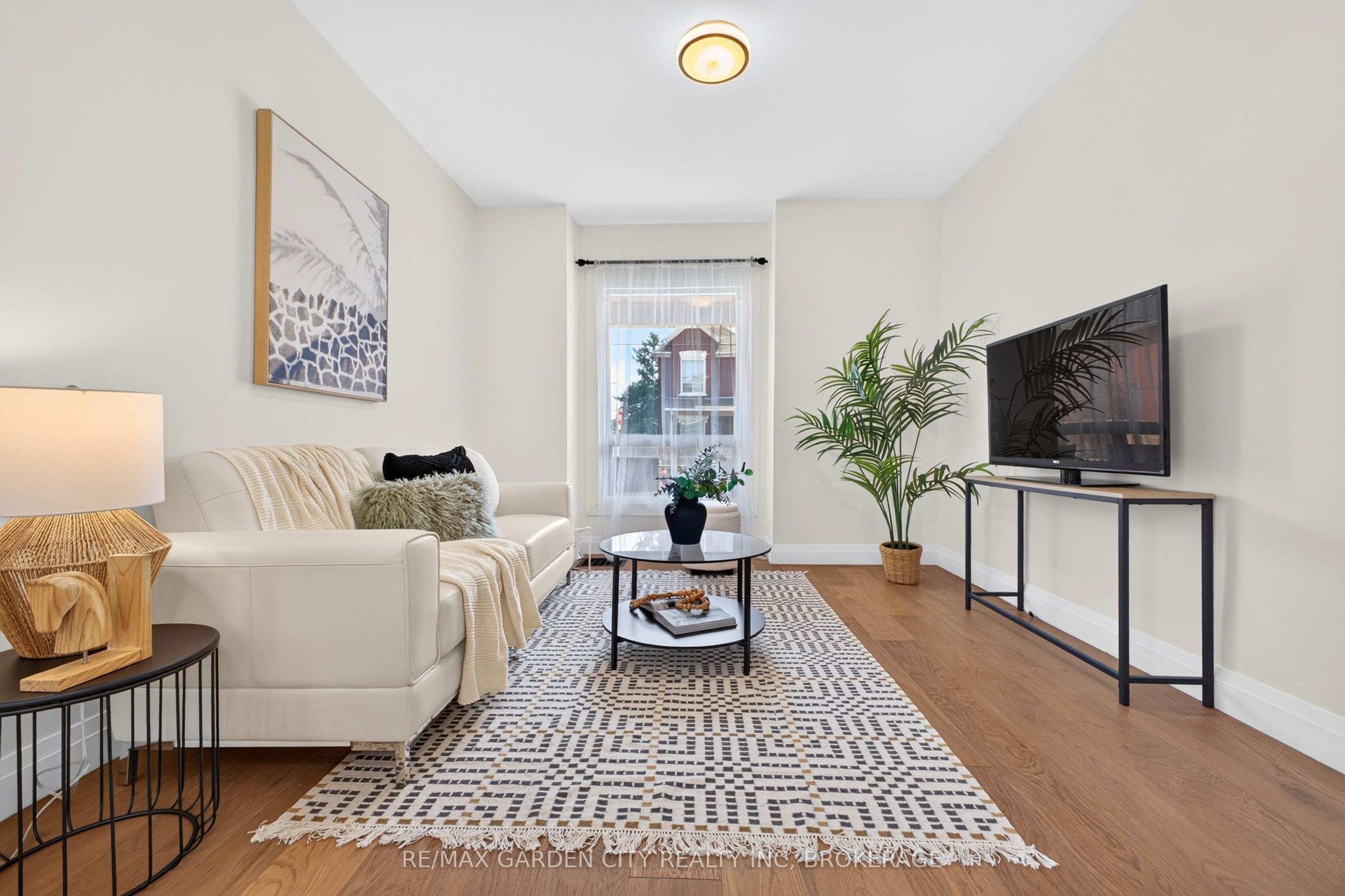 75 Keith Street Property Photo 11