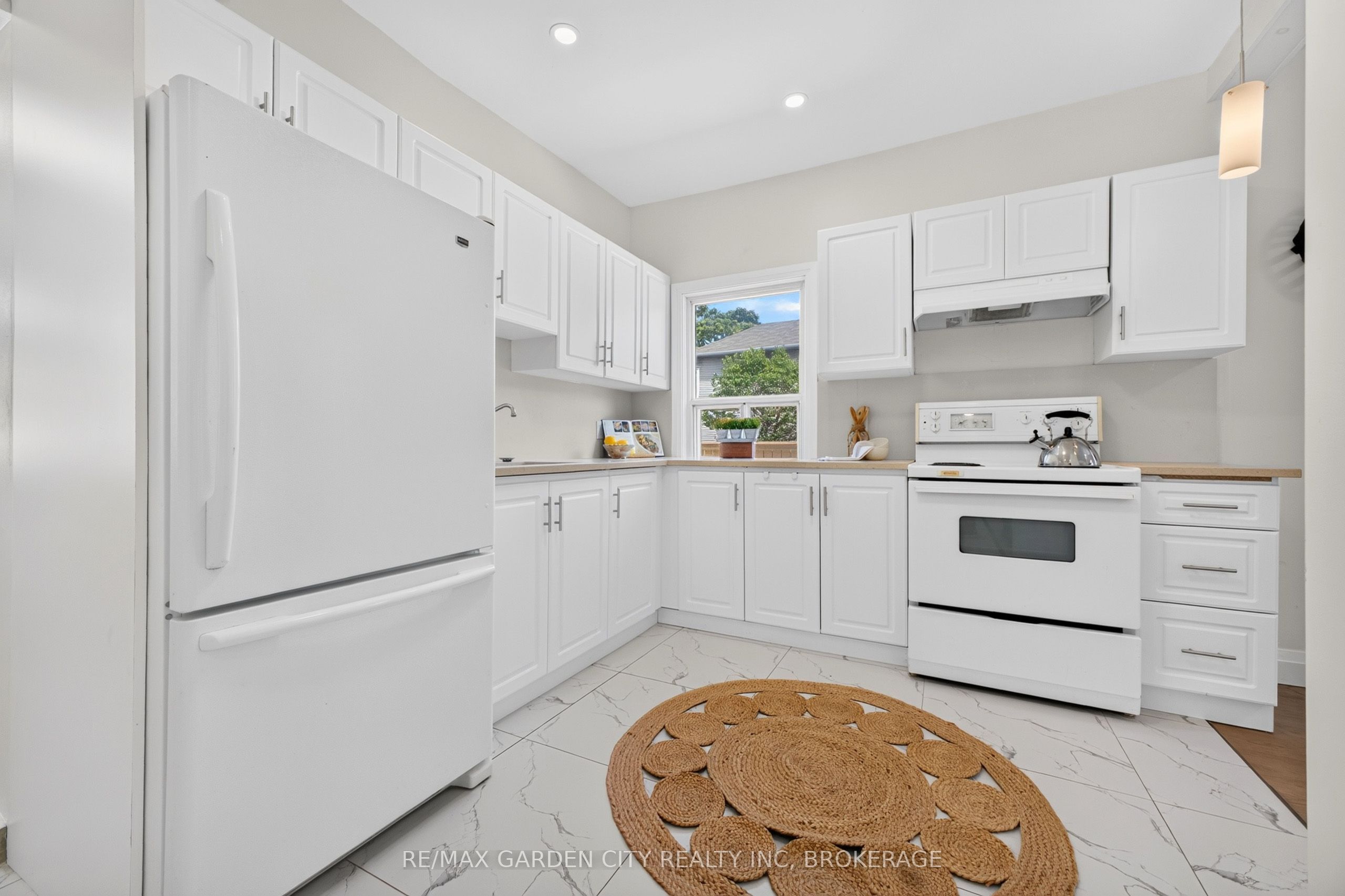 75 Keith Street Property Photo 14