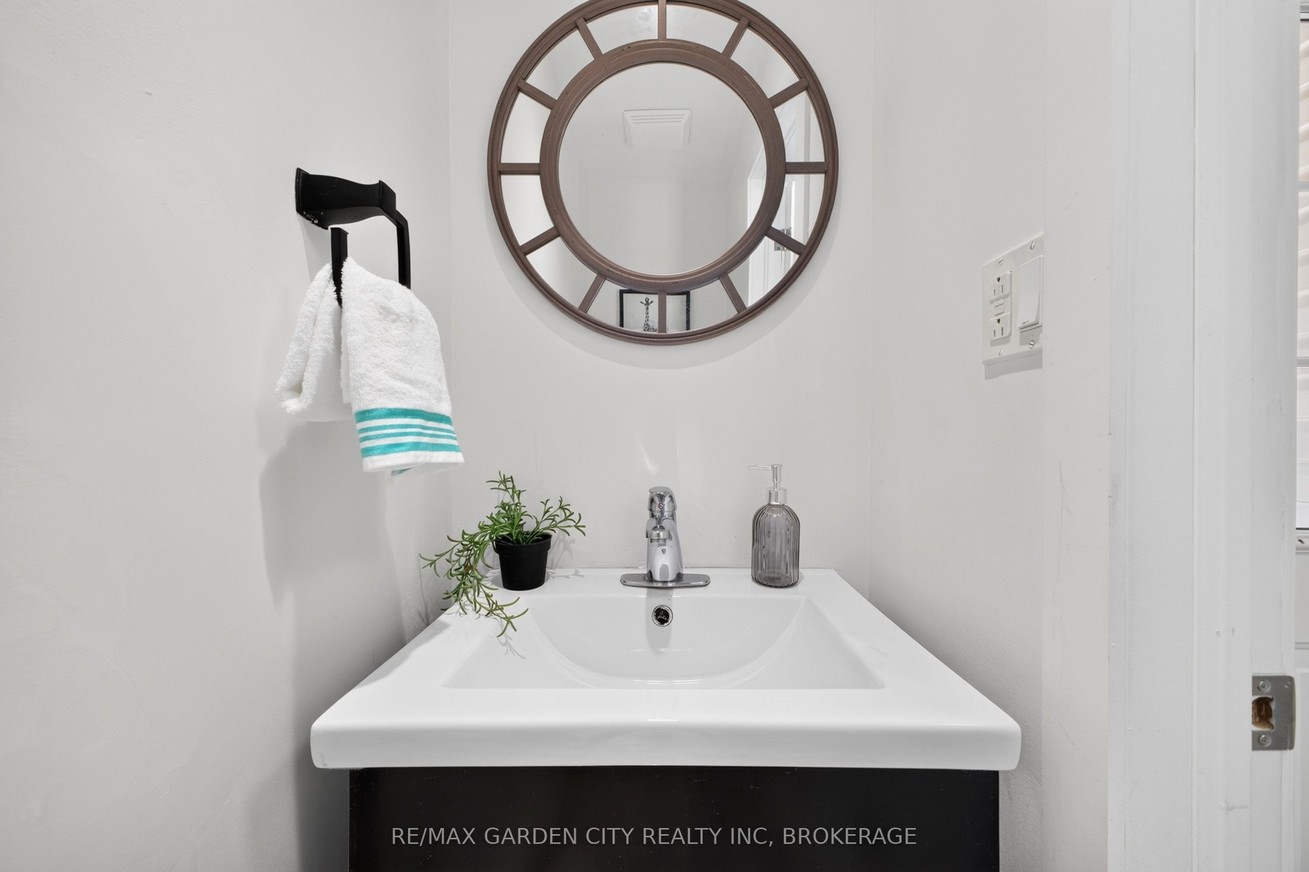 75 Keith Street Property Photo 22