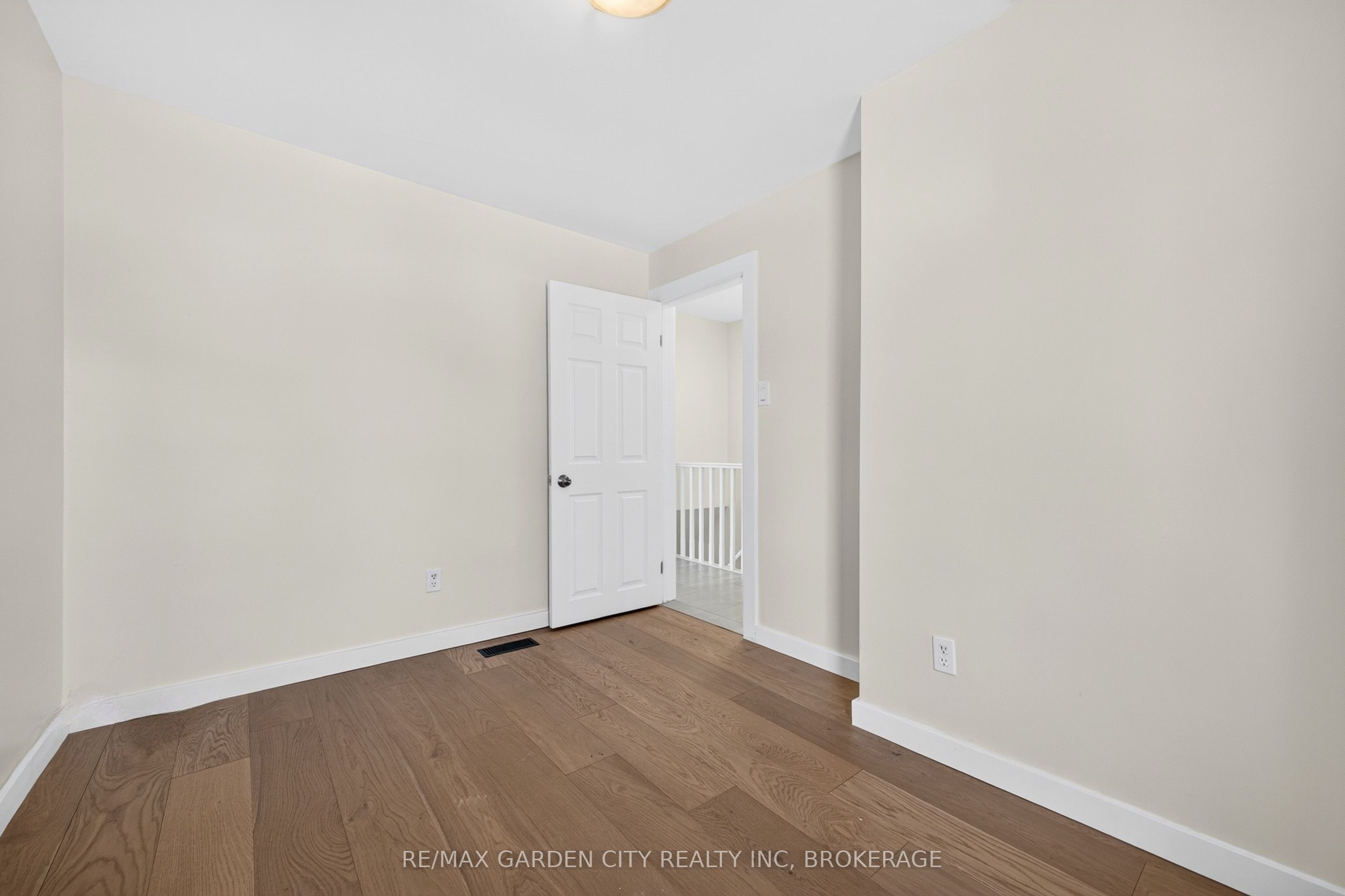 75 Keith Street Property Photo 32