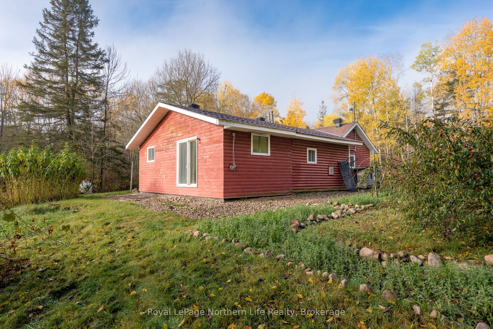124 Pine Lake Road Property Photo 3