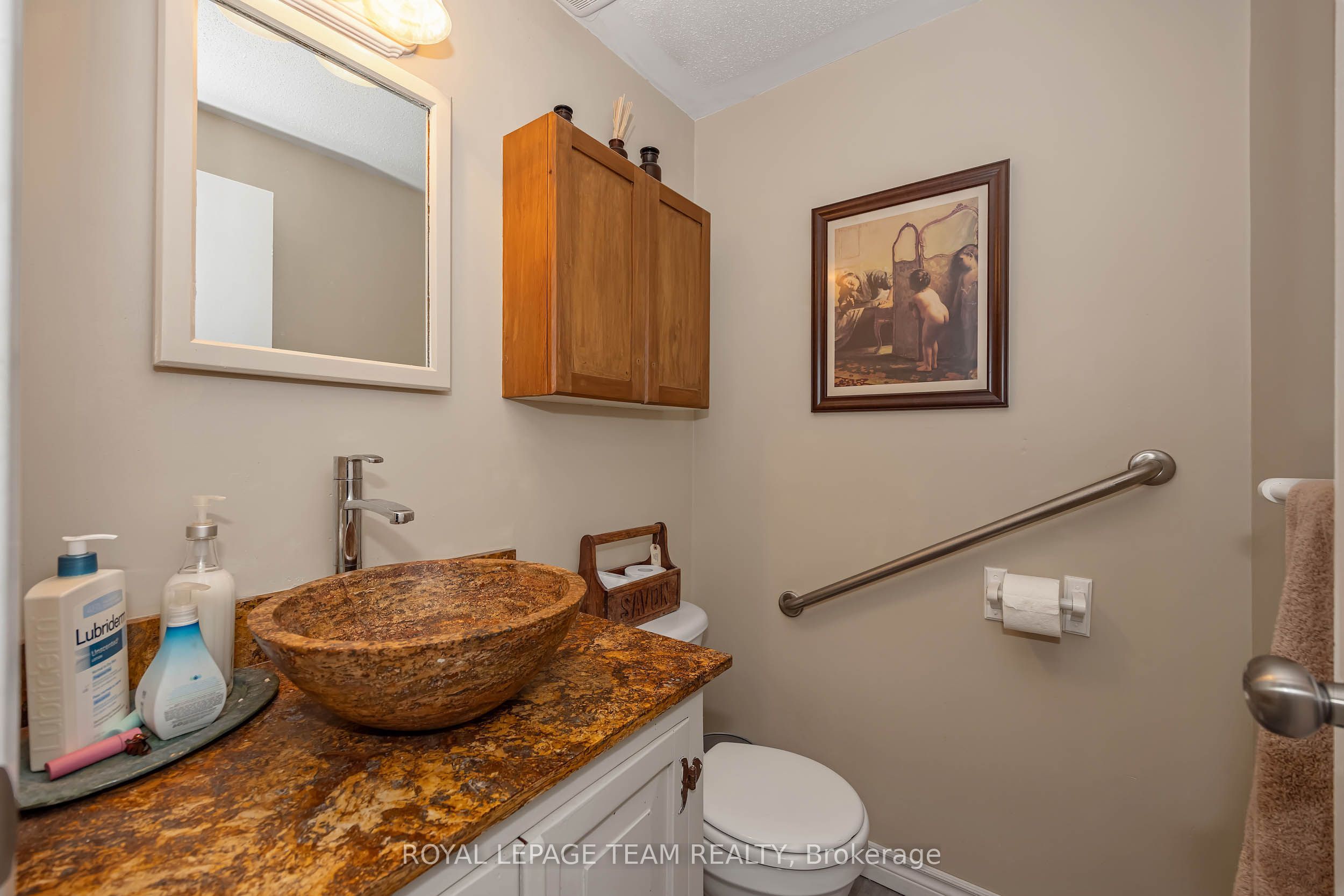 1516 Beaverpond Drive F Property Photo 19