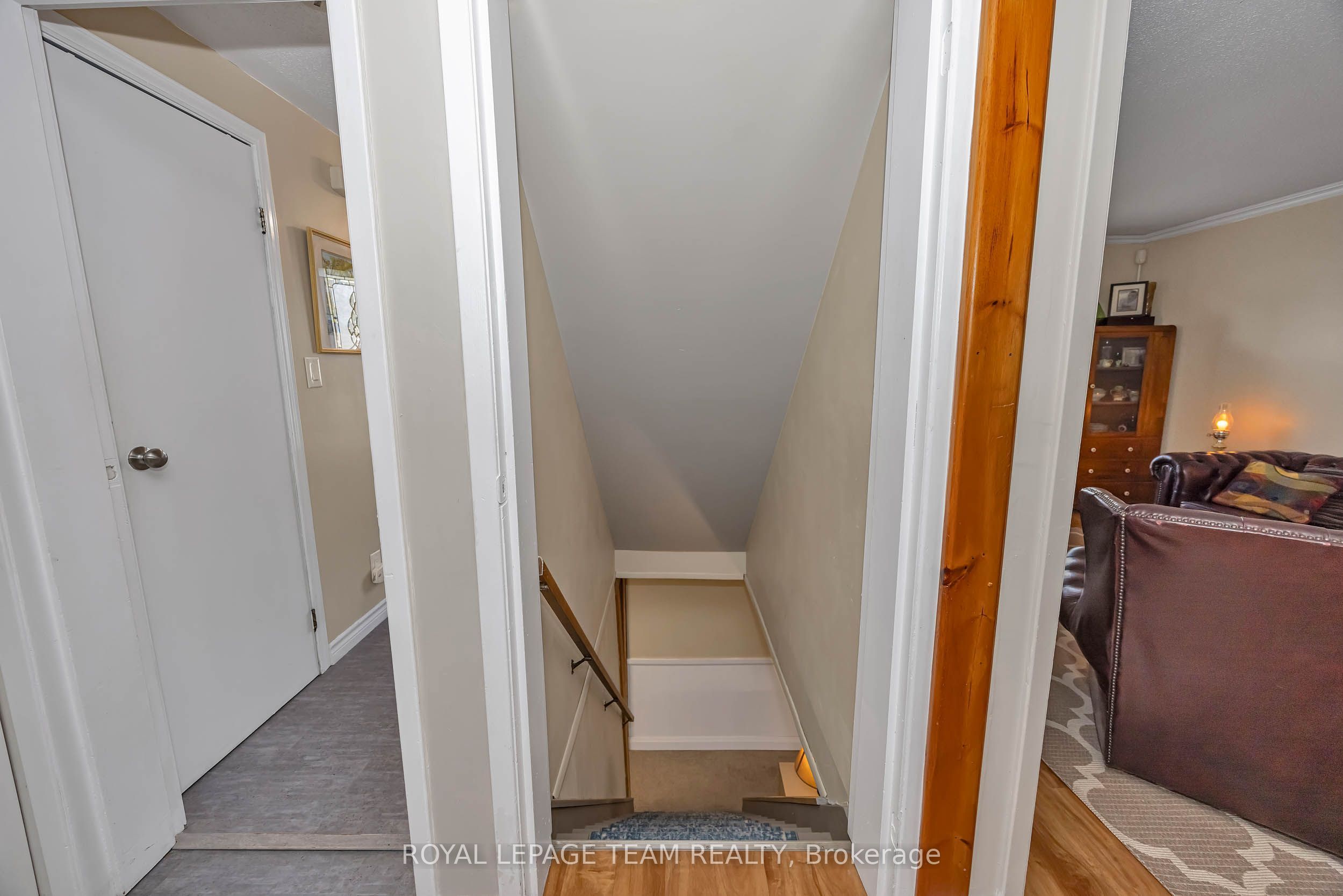 1516 Beaverpond Drive F Property Photo 29
