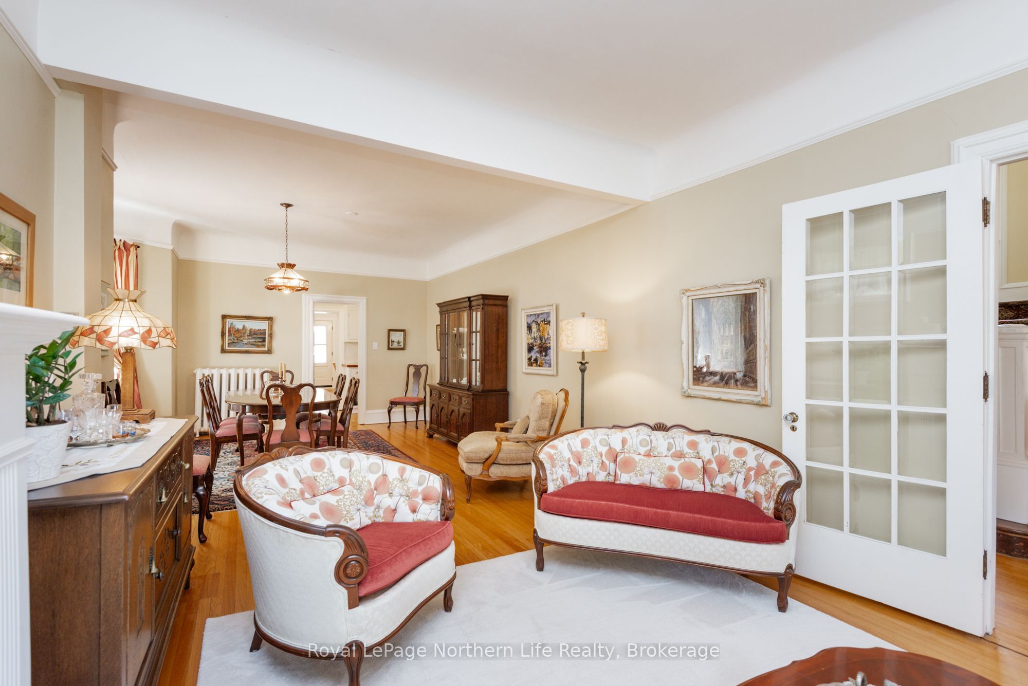 797 Mcintyre Street W Property Photo 10