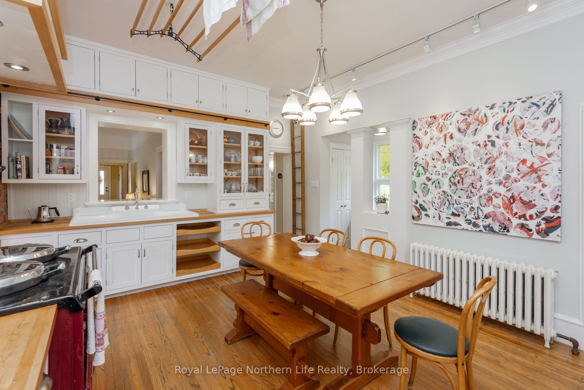 797 Mcintyre Street W Property Photo 14